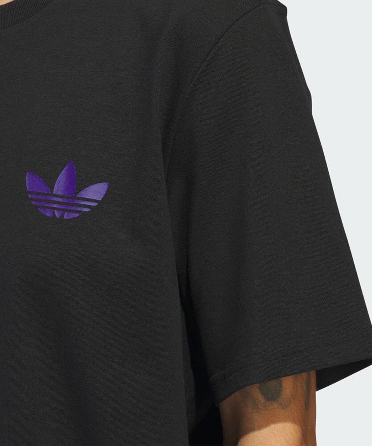 adidas skateboarding アディダス スケートボーディング 半袖 Tシャツ