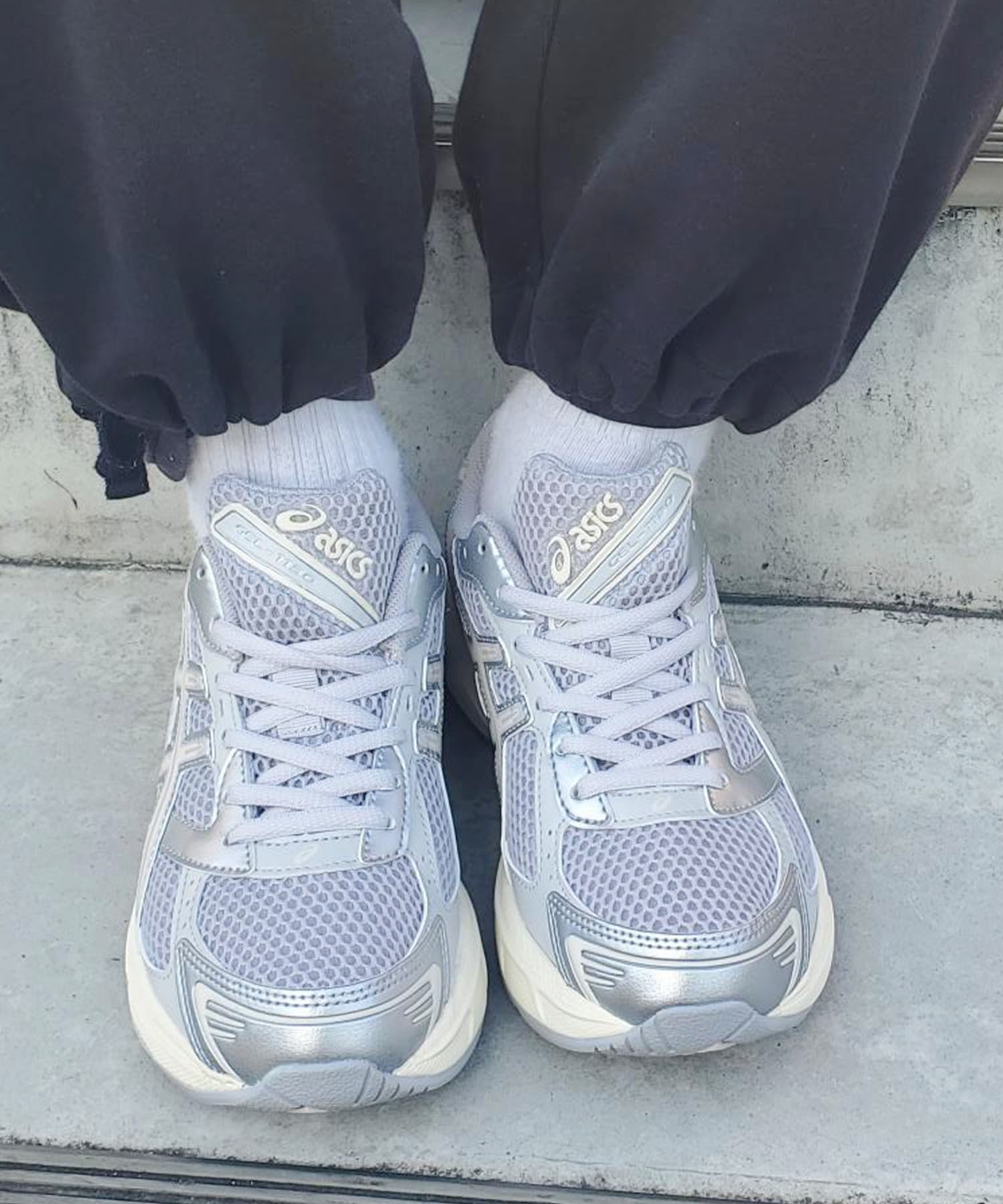 全国常連 近江高校ASICS シルバー バレーボールパンツ XL asics アシックス スニーカー レディース 韓国 シルバー GEL-1130