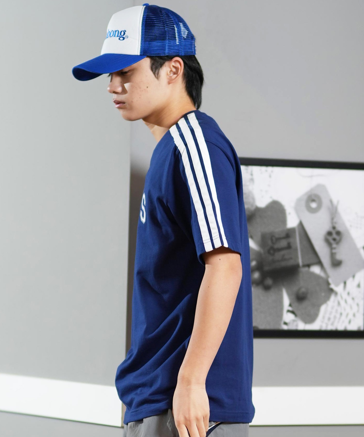 adidas アディダス 半袖 Tシャツ メンズ スリーストライプ 吸水 adidas アディダス 半袖 Tシャツ メンズ スリーストライプ 吸水