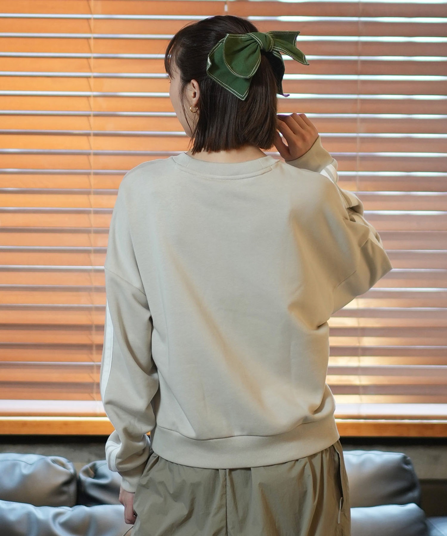 adidas アディダス トレーナー レディース エッセンシャルズ スリー