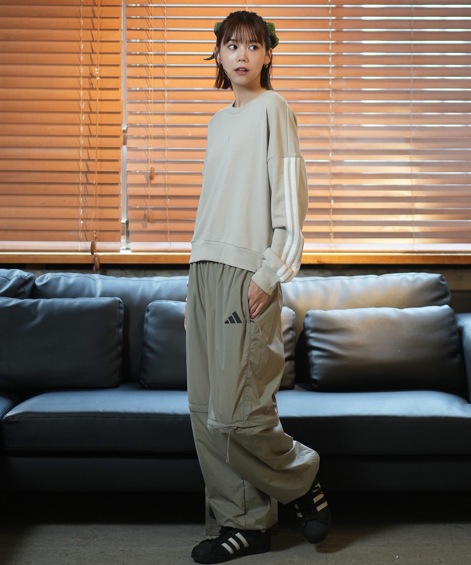 adidas アディダス トレーナー レディース エッセンシャルズ スリー