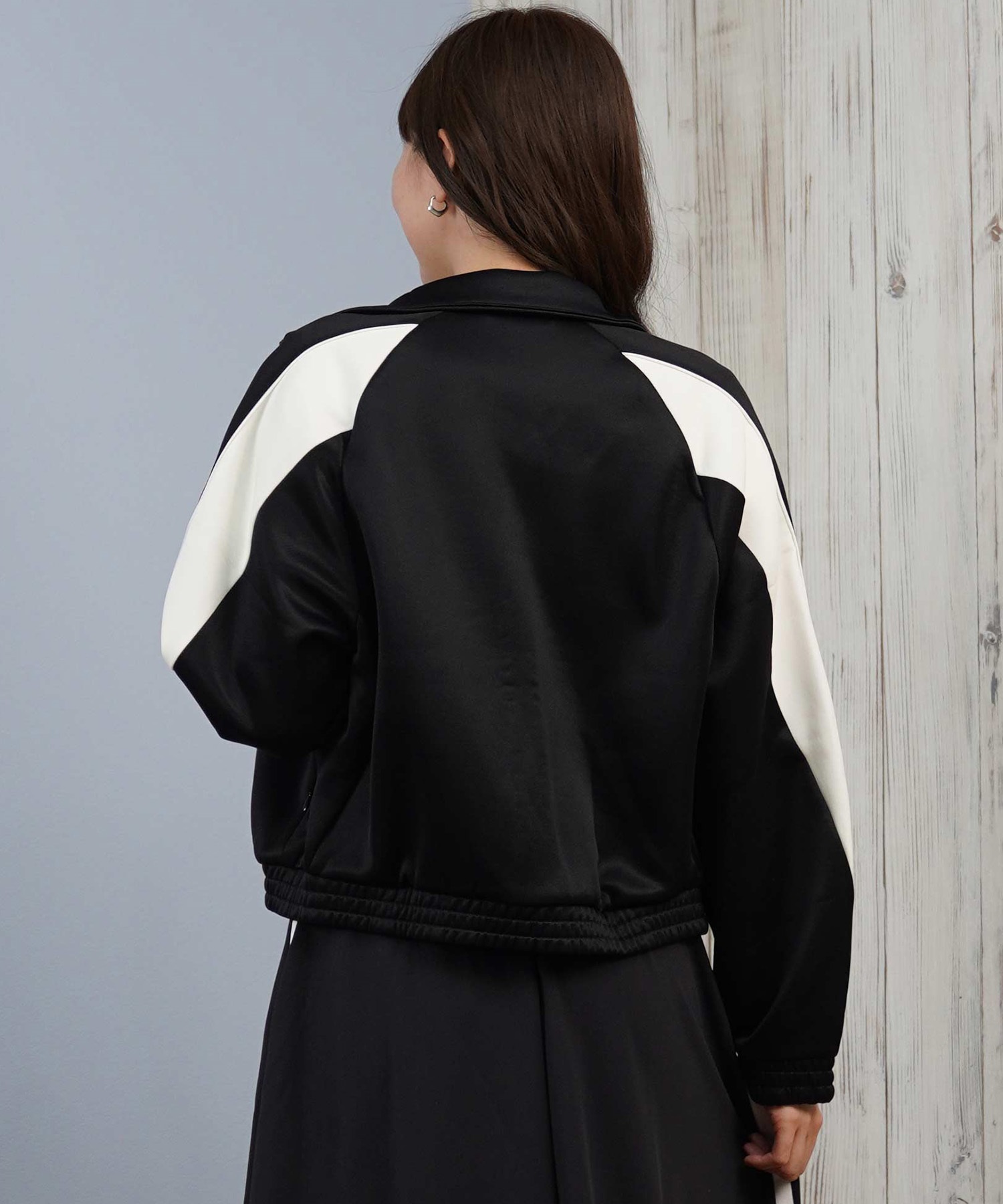 adidas アディダス ジャージ トラックジャケット レディース ショート