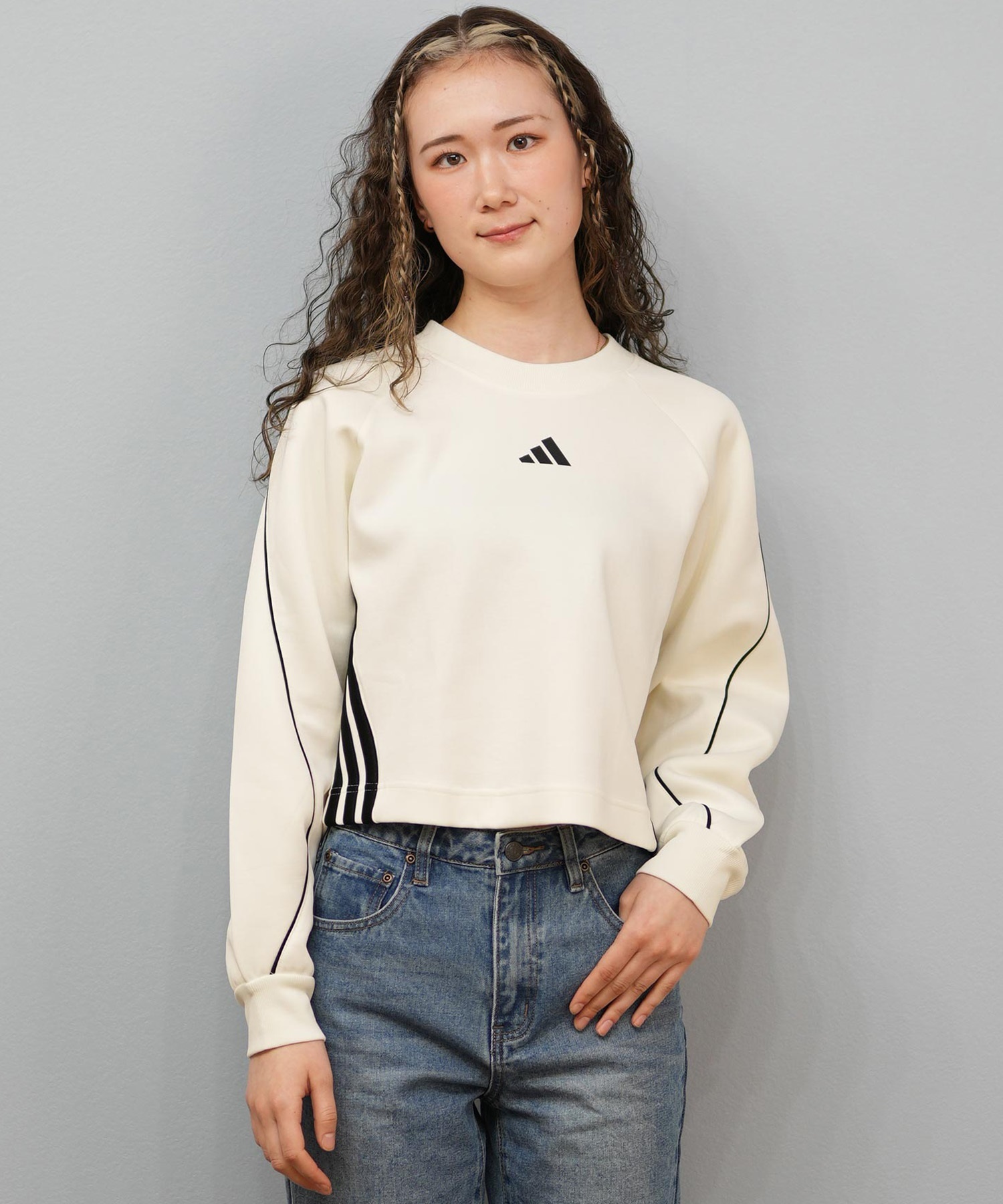 adidas アディダス トレーナー スウェット レディース ショート丈