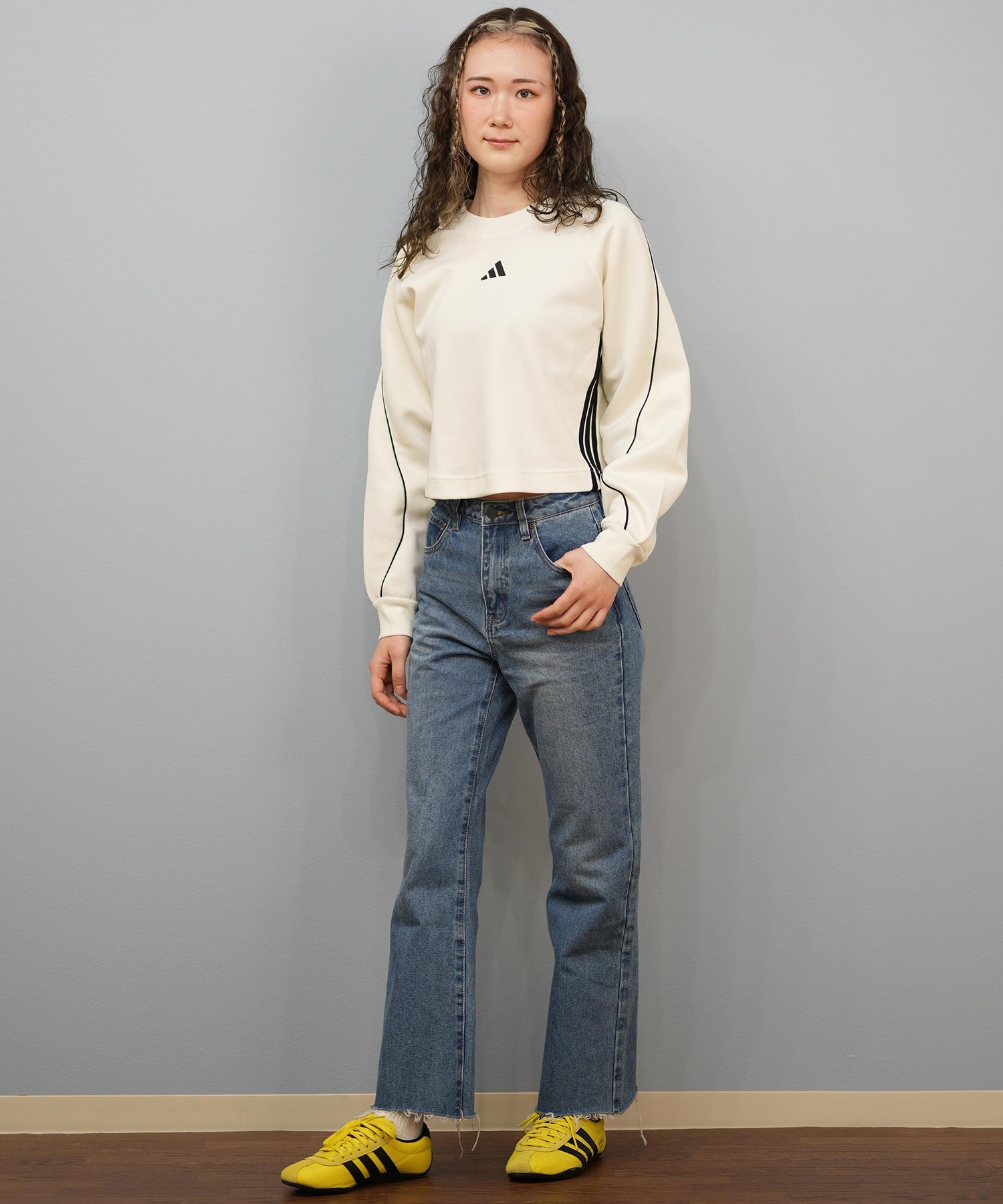 adidas アディダス トレーナー スウェット レディース ショート丈