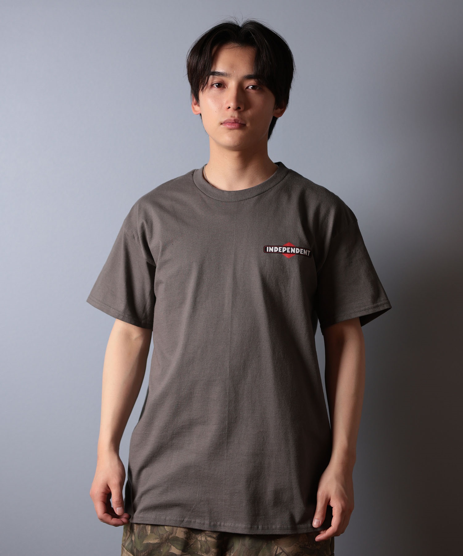 INDEPENDENT インディペンデント 半袖 Tシャツ メンズ バックプリント