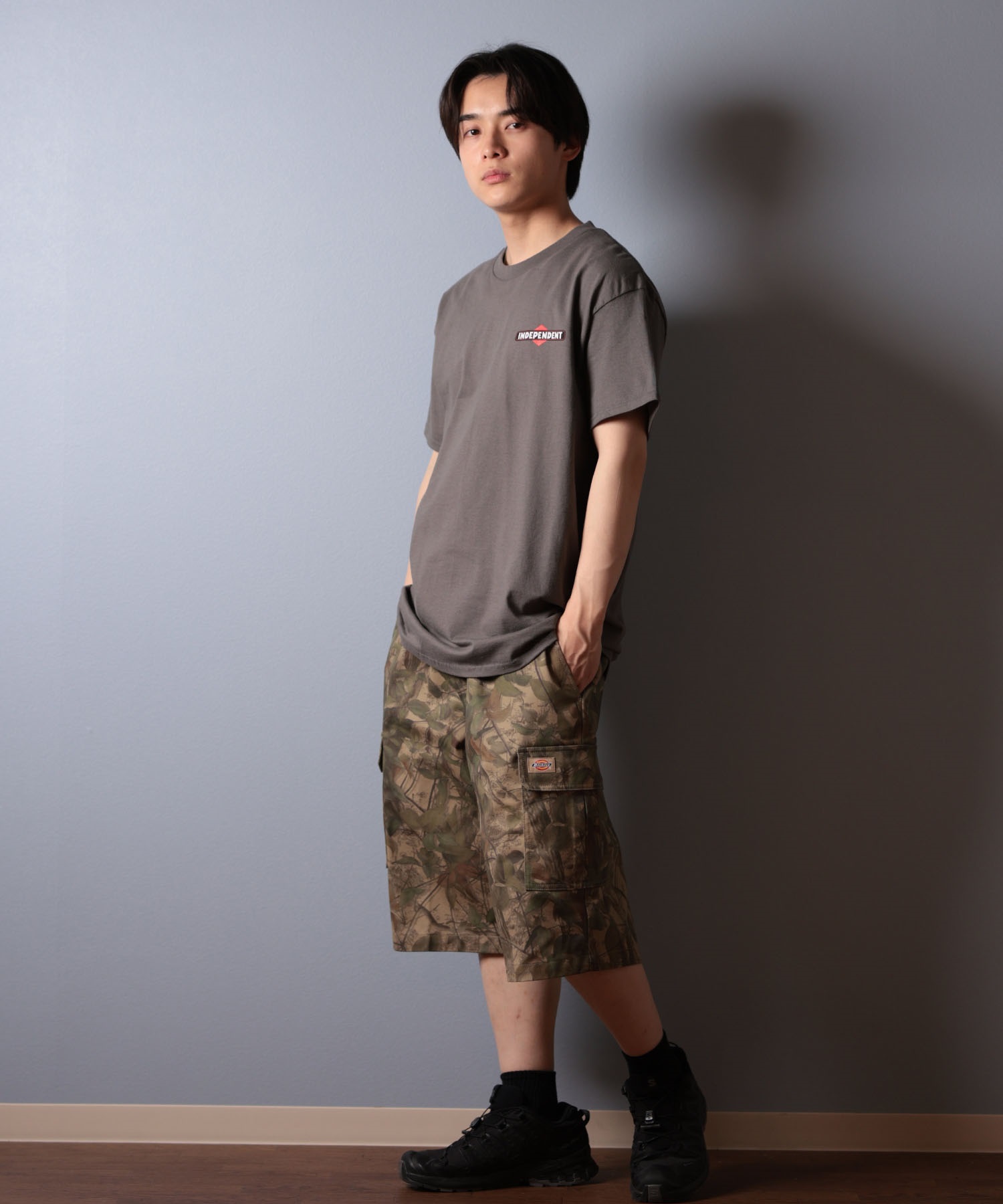 INDEPENDENT インディペンデント 半袖 Tシャツ メンズ バックプリント