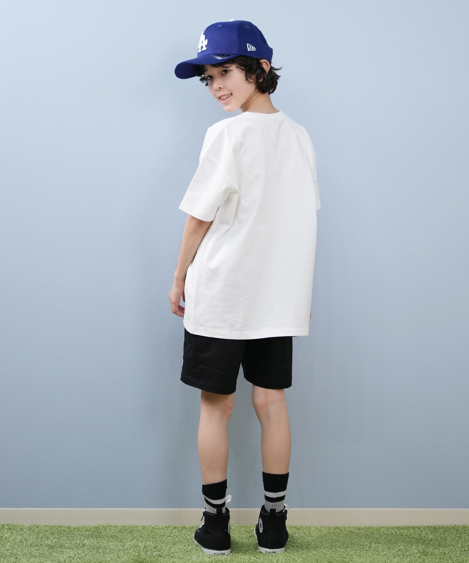 INDEPENDENT インディペンデント 半袖 Tシャツ キッズ ジュニア INDY BAR LOGO S S T 25S701-42(BK-130cm)