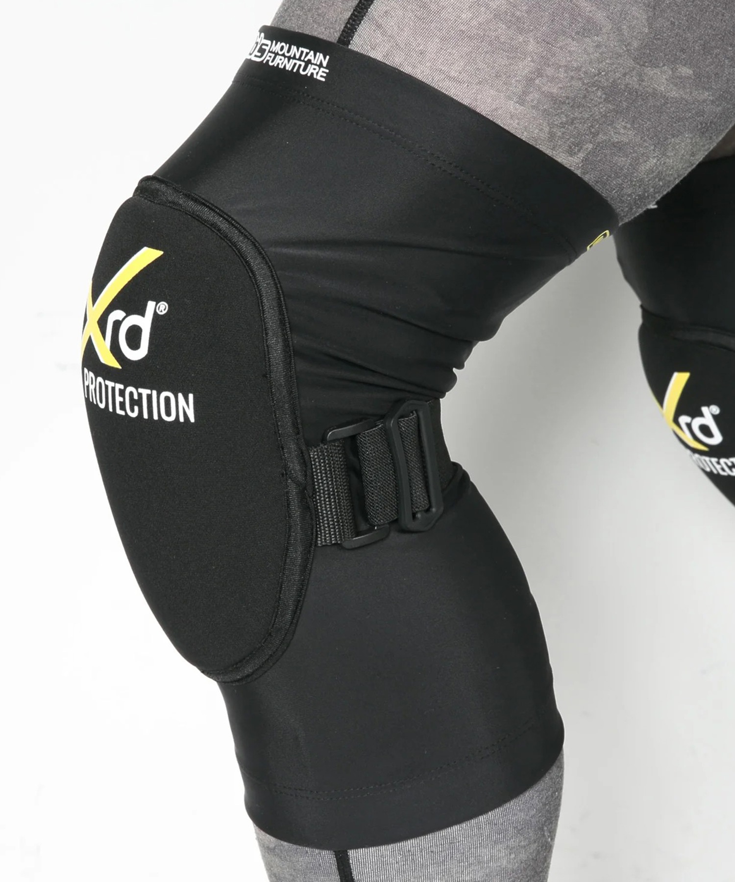 エビス　XRD プロテクター　 L 黒/グレー 膝保護付き　メンズ eb's エビス KNEE PAD XRD スノーボード プロテクター ユニセックス