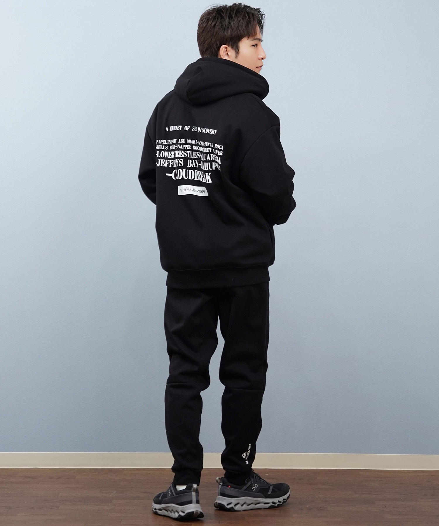 QUIKSILVER クイックシルバー ジップアップ パーカー メンズ バックプリント 防風 撥水 WR ICON OF SURF ZIP PK QZP254006(BLK-M)