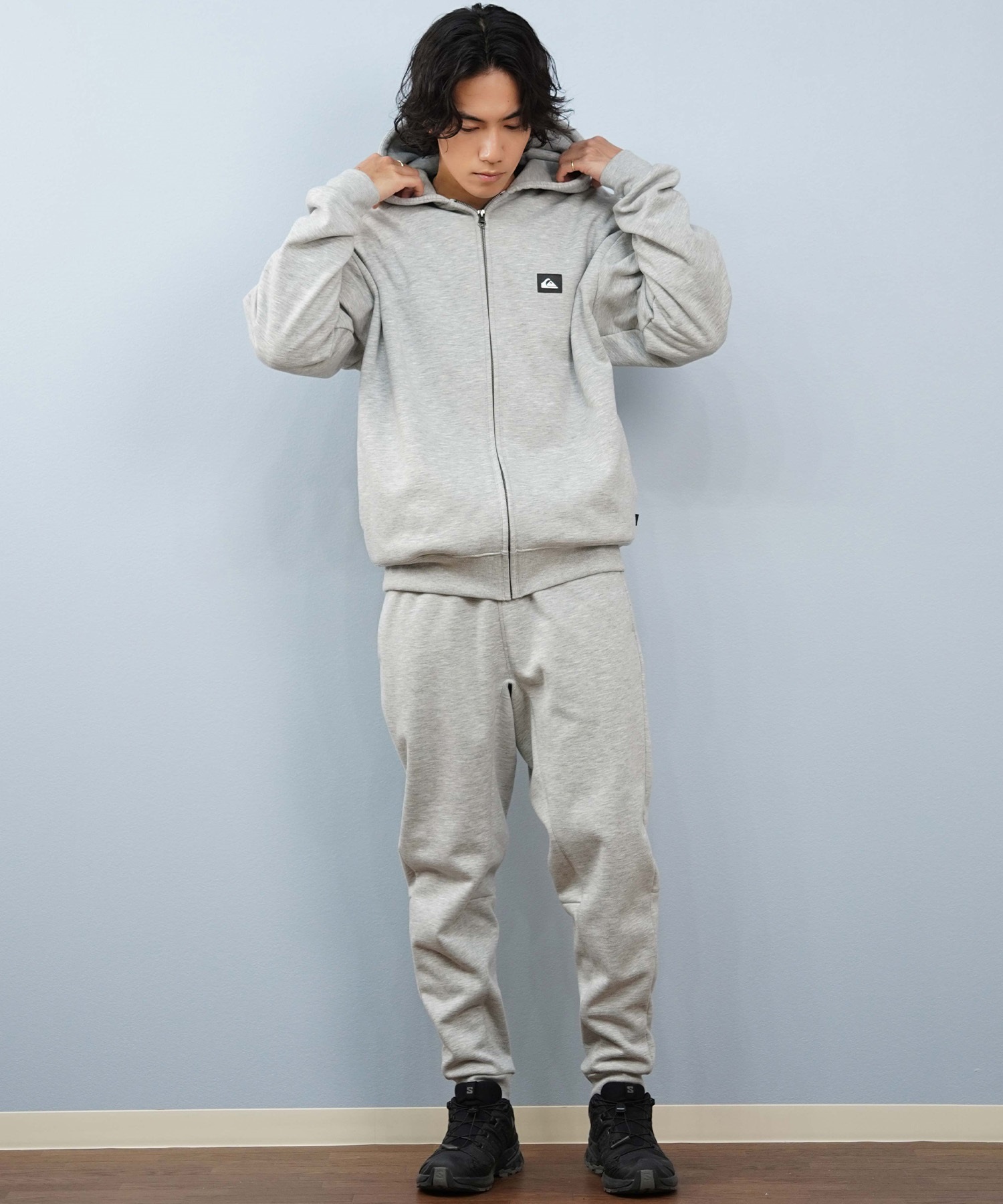 QUIKSILVER クイックシルバー ジップアップ パーカー メンズ バックプリント 防風 撥水 WR ICON OF SURF ZIP PK QZP254006(BLK-M)