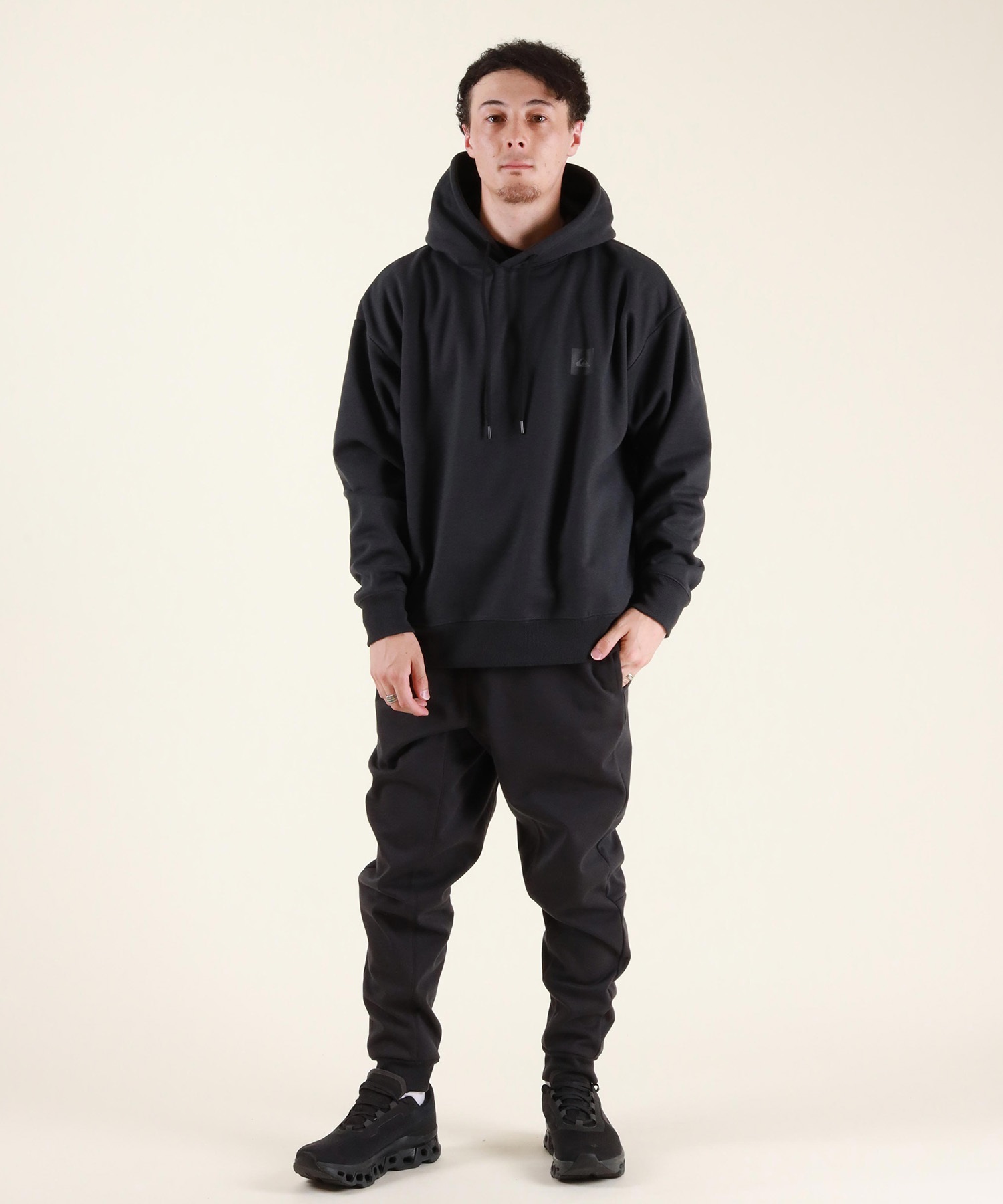 QUIKSILVER クイックシルバー ロングパンツ メンズ WR DOUBLE LOGO PANT フリースパンツ 防風 撥水 セットアップ対応 QPT254003(BLK-M)