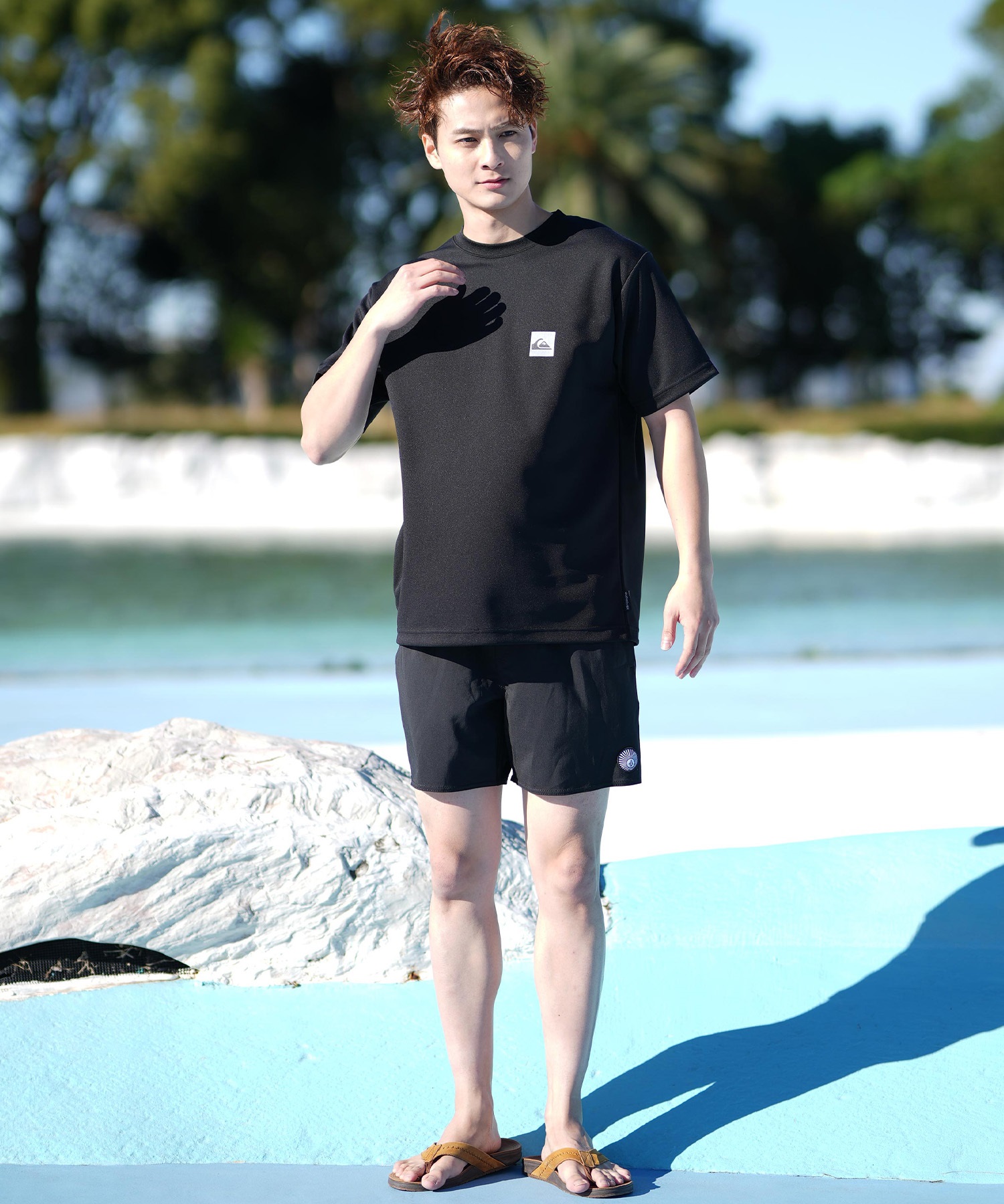 Quiksilver 25 QUIKSILVER クイックシルバー ラッシュガード