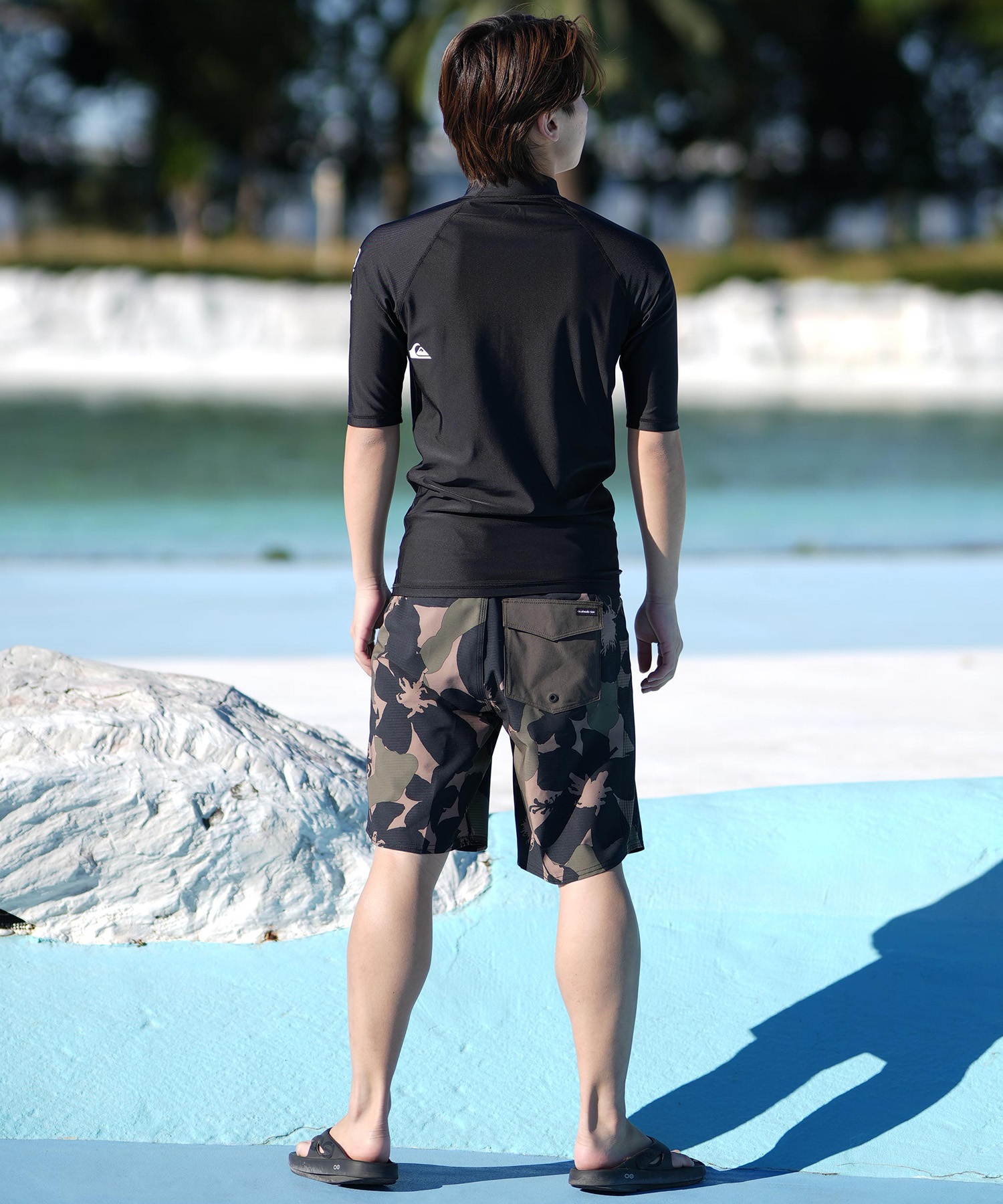 QUIKSILVER クイックシルバー 水着 ラッシュガード 半袖 Tシャツ