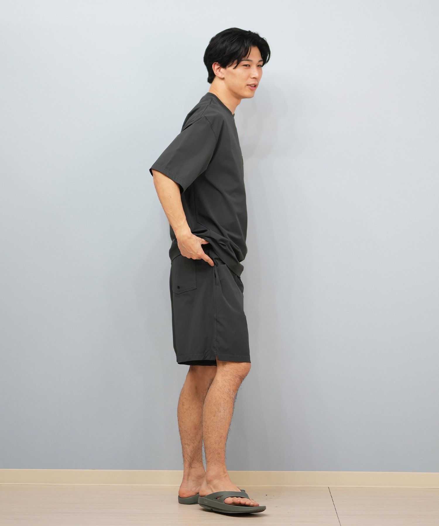 QUIKSILVER クイックシルバー 水着 ラッシュガード 半袖 Tシャツ
