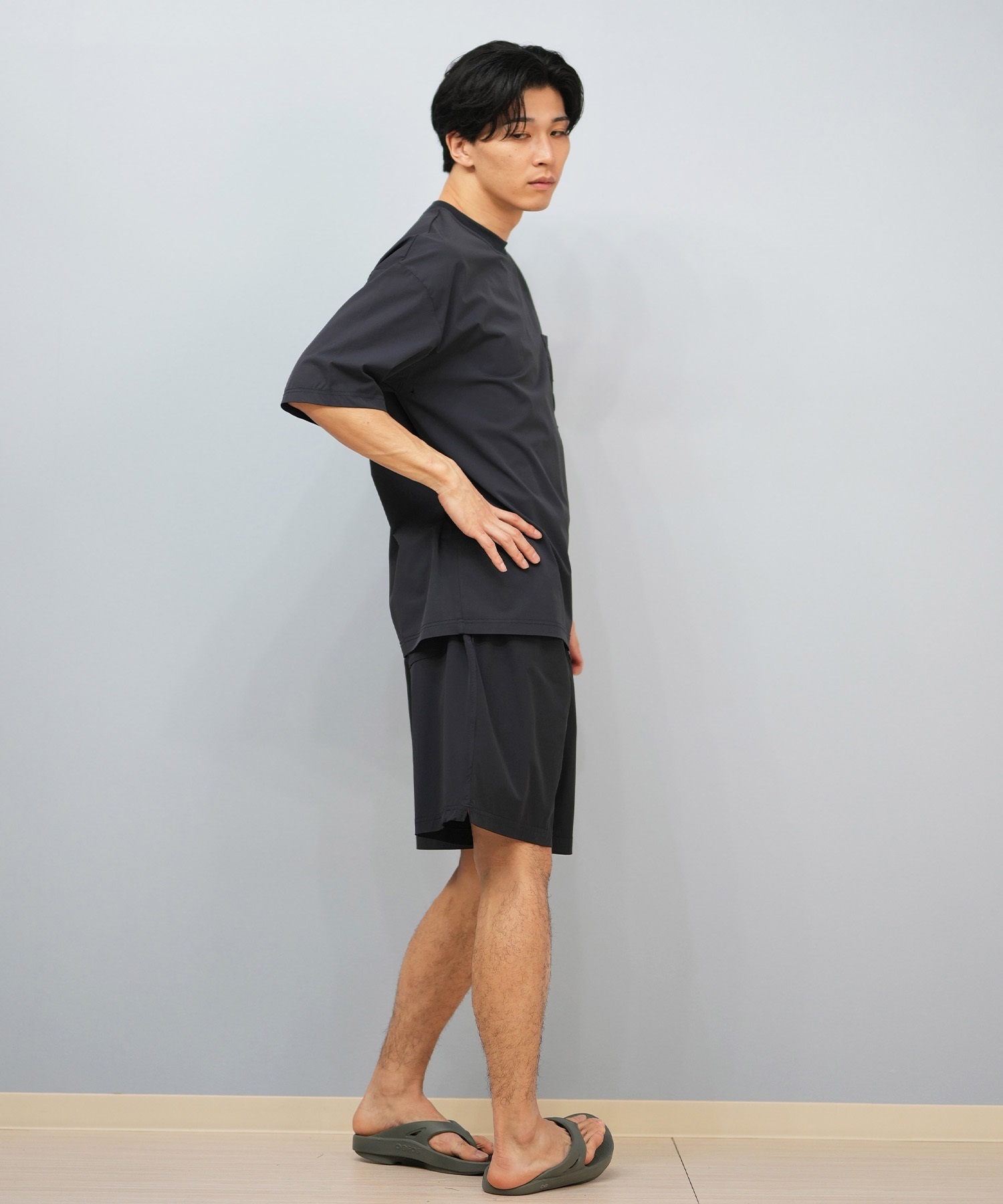 QUIKSILVER クイックシルバー 水着 ラッシュガード 半袖 Tシャツ