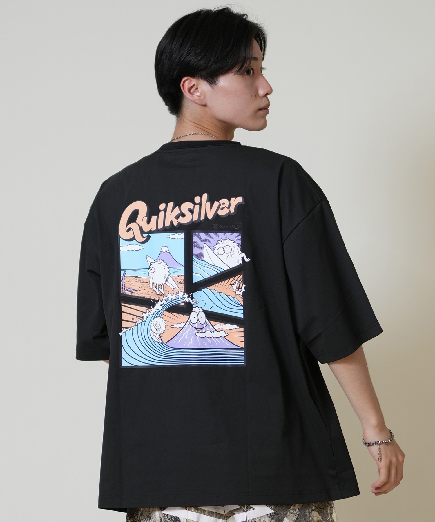 Quiksilver クイックシルバー 水着 ラッシュガード 半袖 Tシャツ