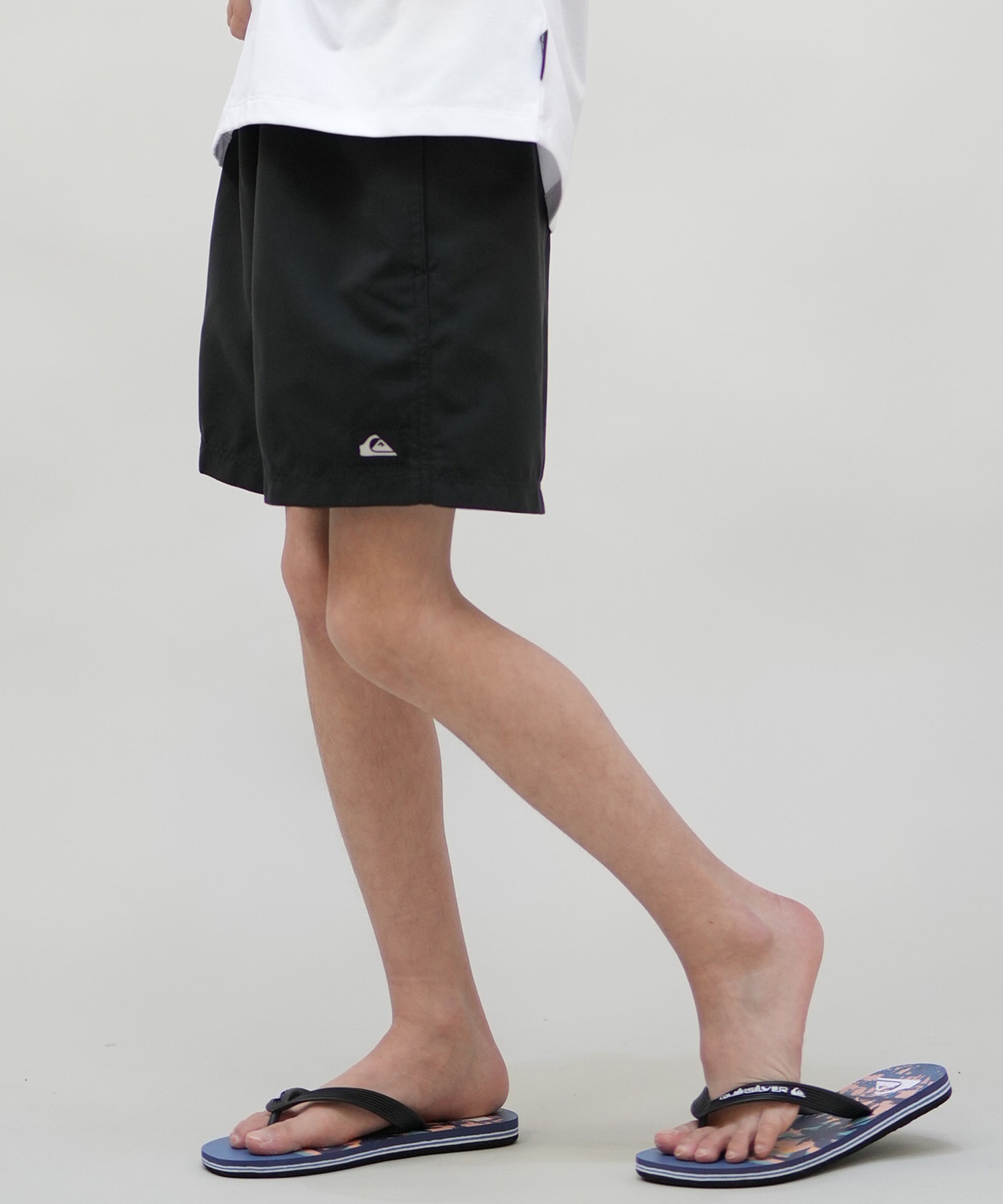 QUIKSILVER クイックシルバー 水着 海パン トランクス サーフパンツ キッズ ジュニア 子供 EVERYDAY SOLID VL YTH 14 EQBJV03517(BLK-130cm)