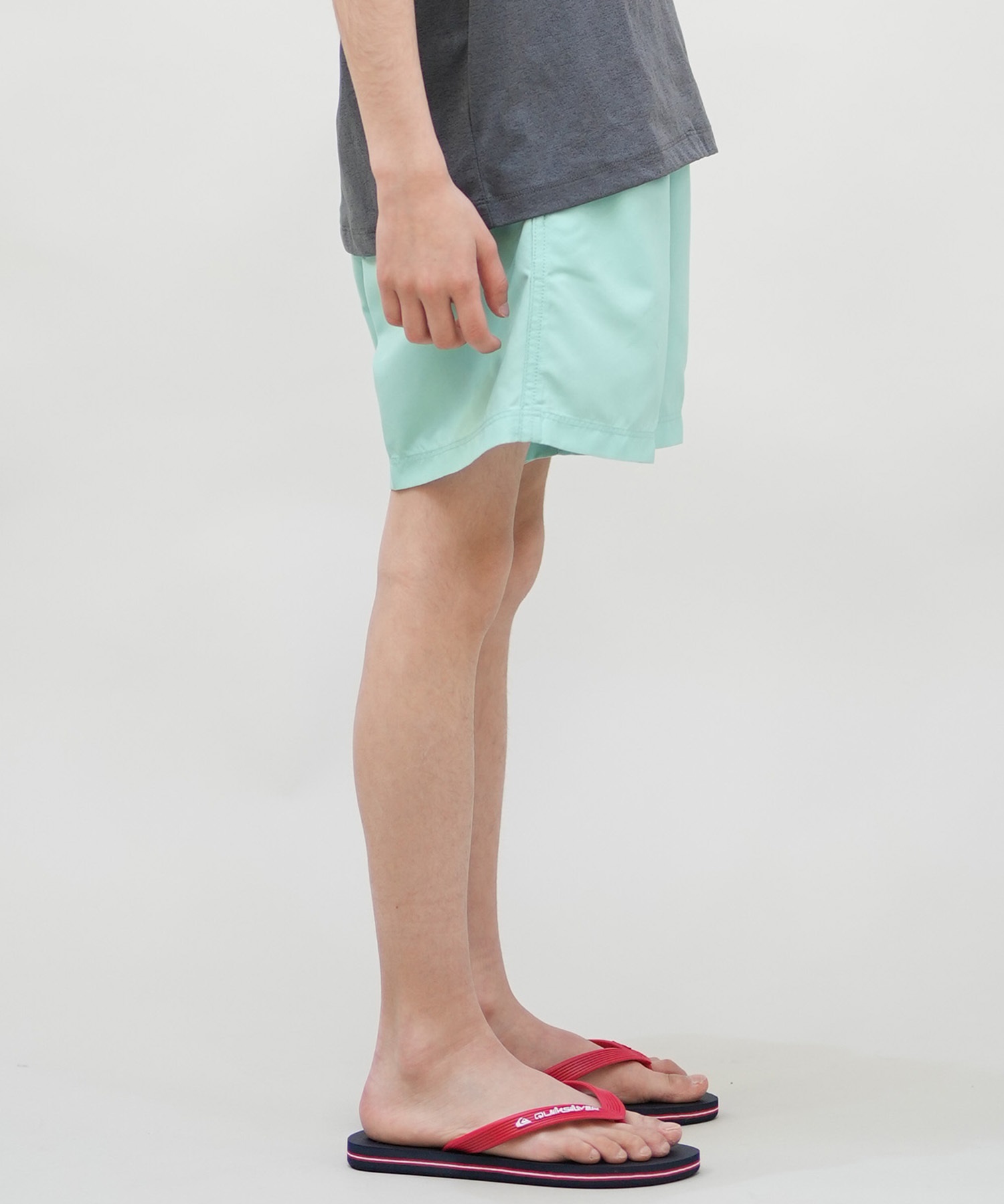 QUIKSILVER クイックシルバー 水着 海パン トランクス サーフパンツ キッズ ジュニア 子供 EVERYDAY SOLID VL YTH 14 EQBJV03517(BLK-130cm)