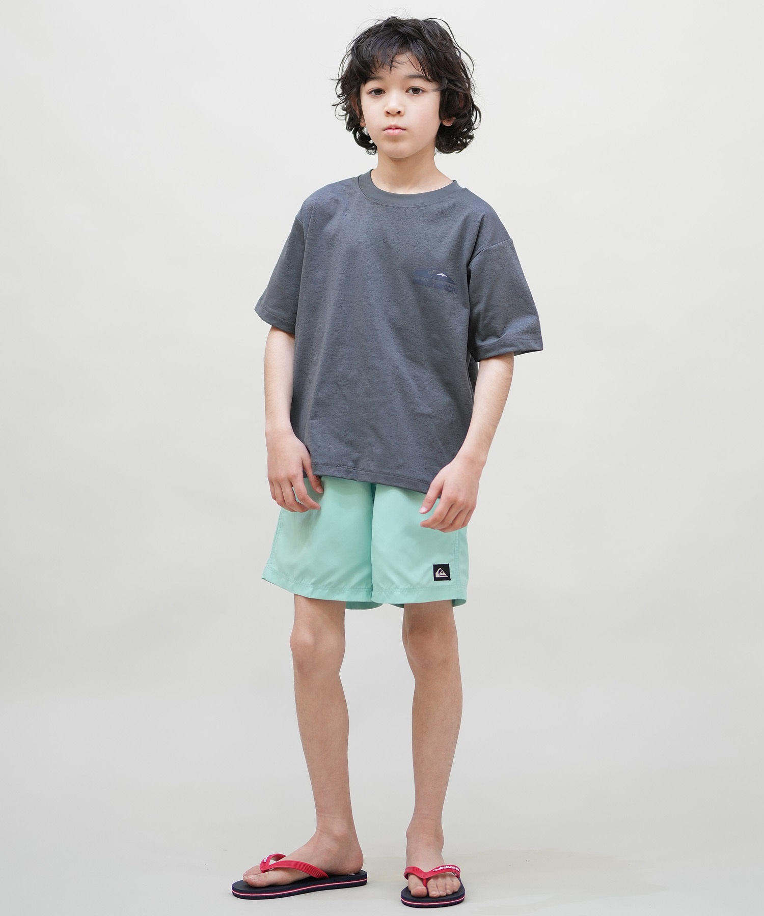 QUIKSILVER クイックシルバー 水着 海パン トランクス サーフパンツ キッズ ジュニア 子供 EVERYDAY SOLID VL YTH 14 EQBJV03517(BLK-130cm)