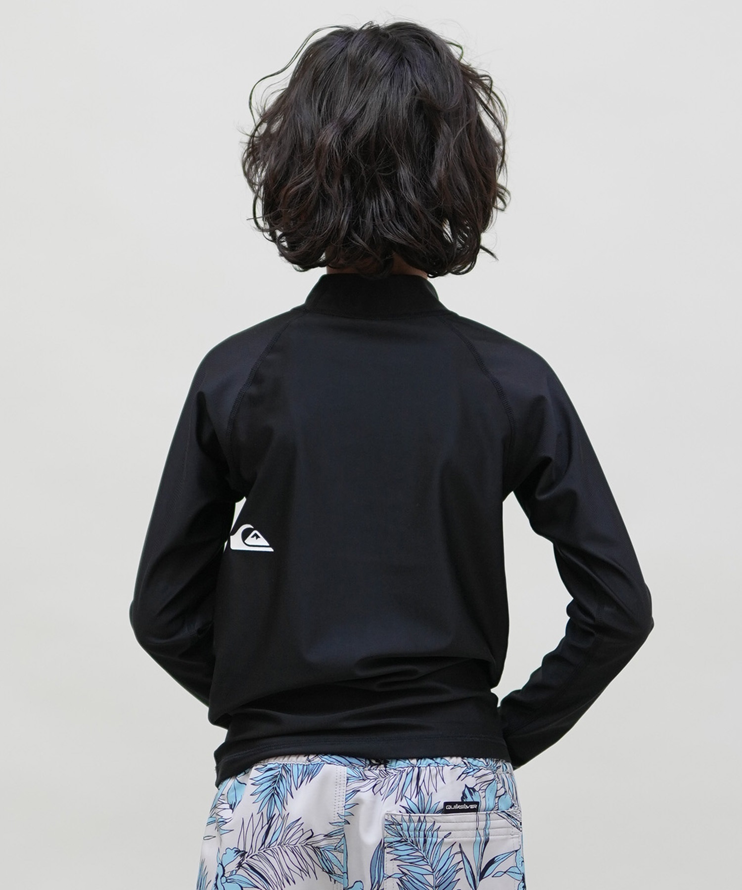 QUIKSILVER クイックシルバー 水着 ラッシュガード 長袖 Tシャツ ロンT