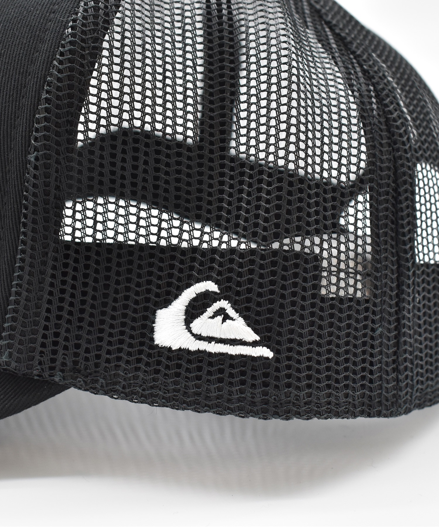 QUIKSILVER クイックシルバー キャップ ロゴ メッシュ OASIS TRUCKER