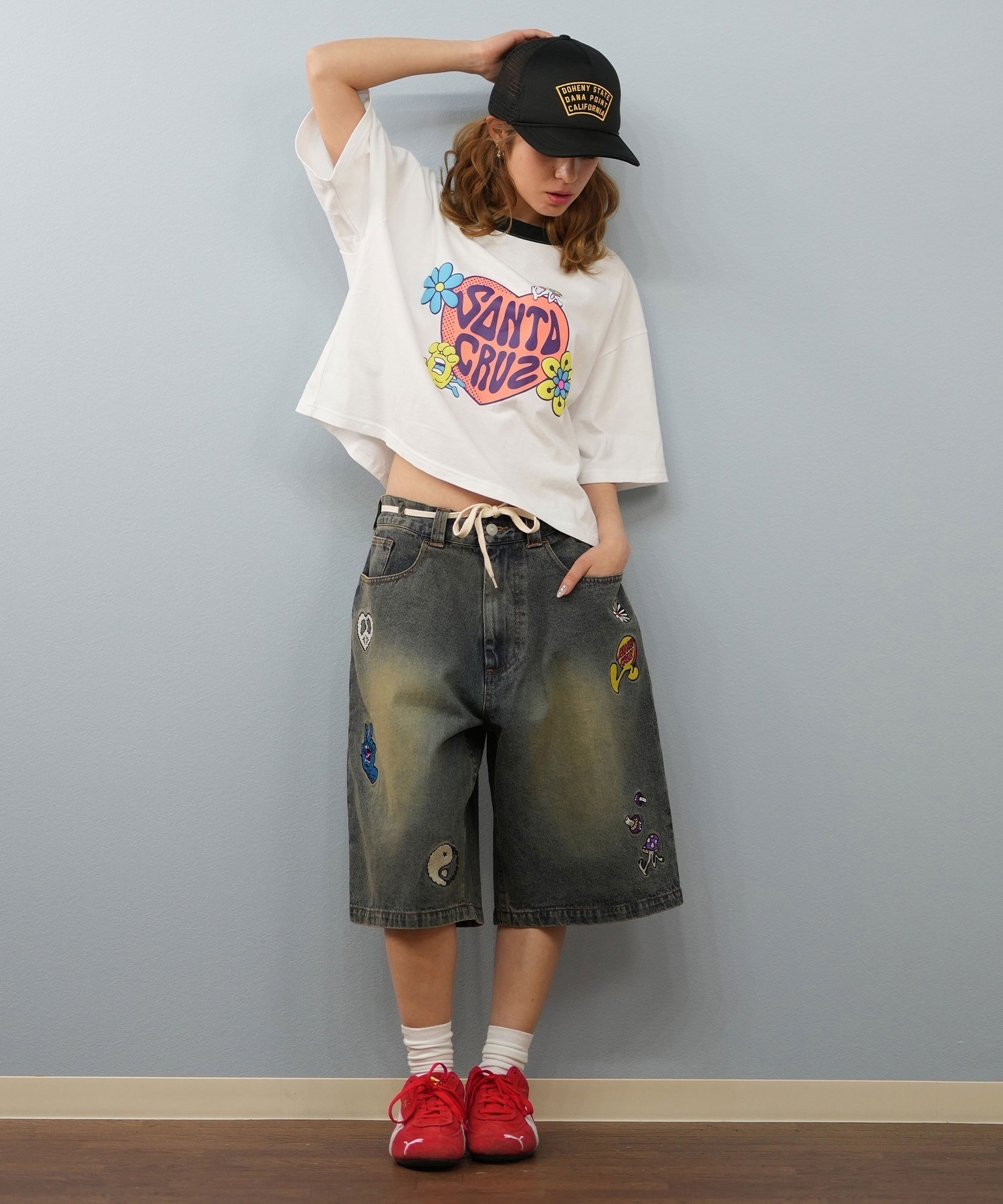 SANTACRUZ/サンタクルーズ SANTACRUZ サンタクルーズ クロップド丈 フロントプリントTシャツ HEART LAND HAND CROP SST 502252435(WHITE-M)