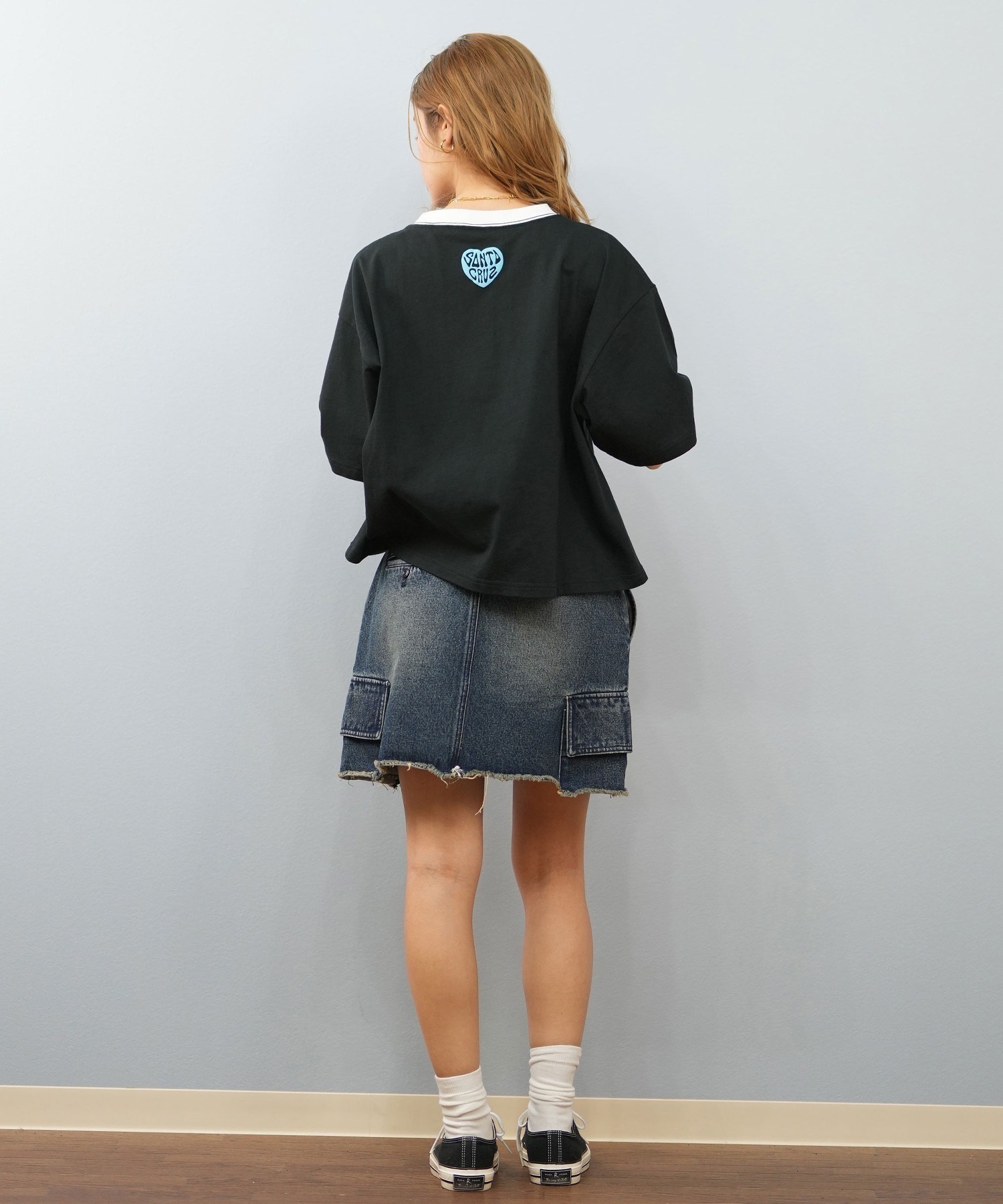 SANTACRUZ/サンタクルーズ SANTACRUZ サンタクルーズ クロップド丈 フロントプリントTシャツ HEART LAND HAND CROP SST 502252435(WHITE-M)