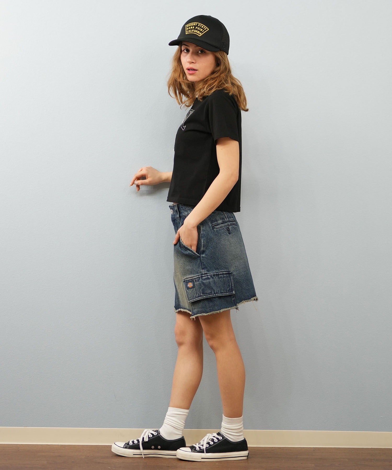 SANTACRUZ サンタクルーズ 半袖 Tシャツ レディース ミニT クロップド丈 ロゴ 502252437 ムラサキスポーツ限定(OFFBK-M)