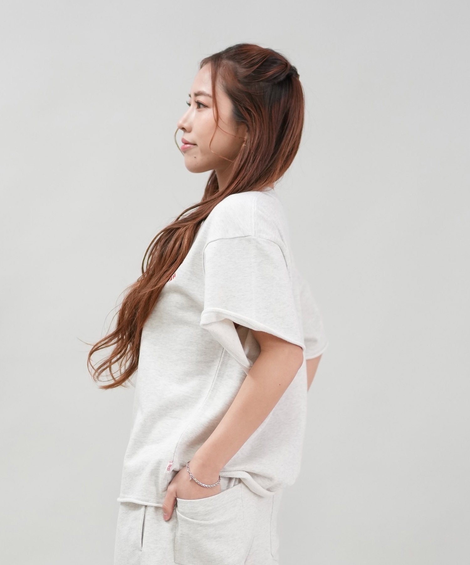 TAHCHEE ターチー 半袖 Tシャツ レディース バックプリント ロゴ