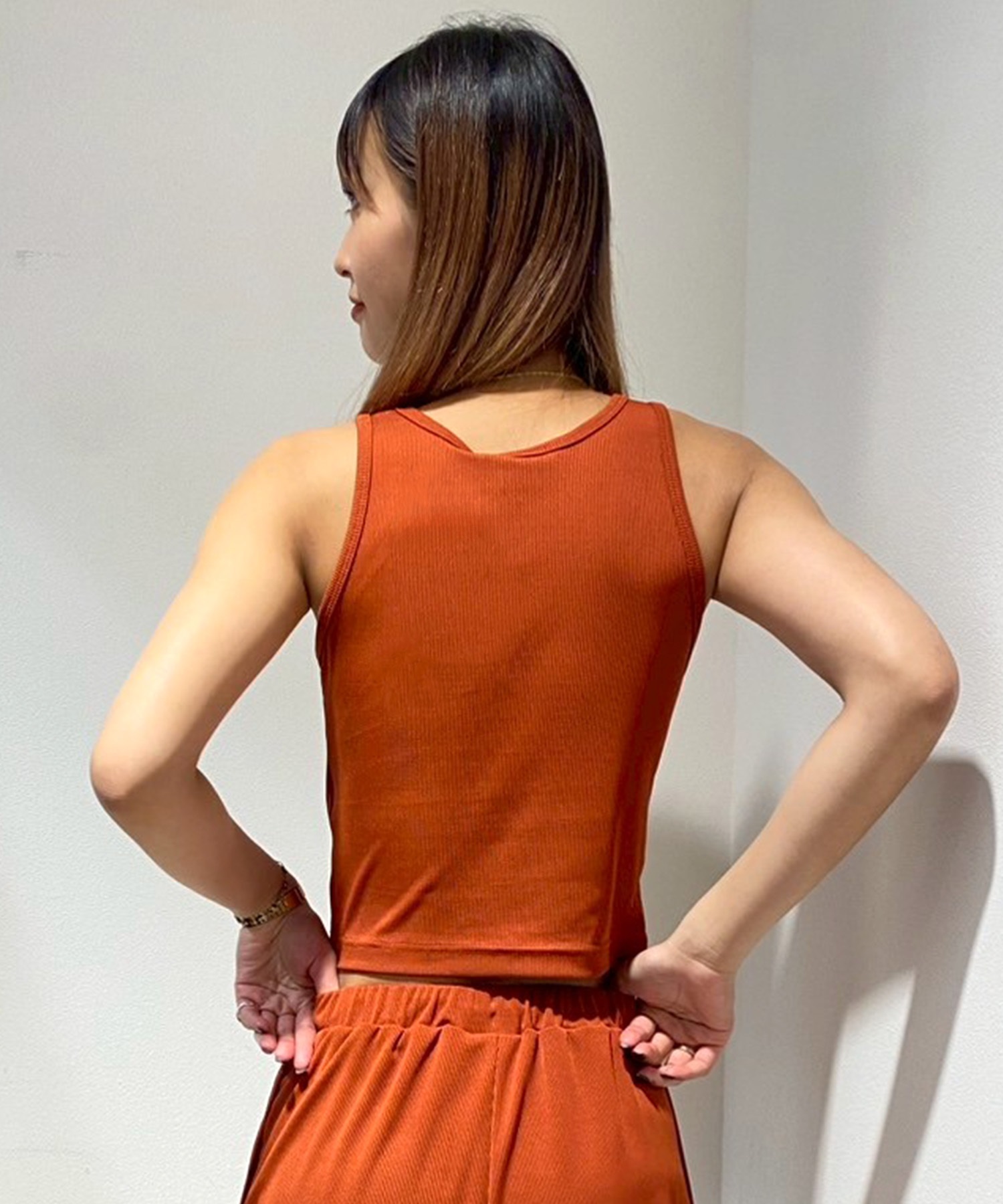 TAHCHEE ターチー タンクトップ レディース クロップド丈