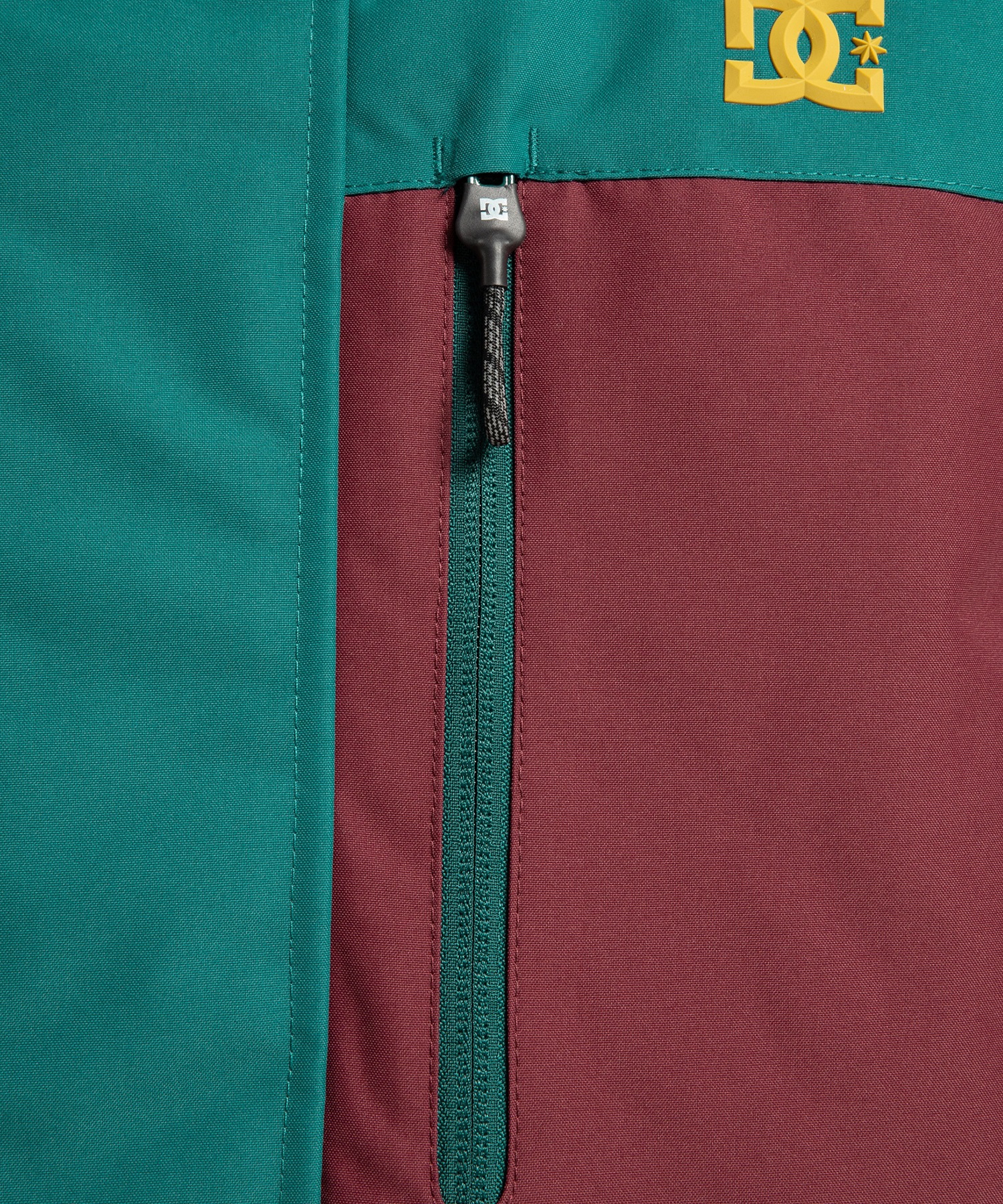 【早期購入】DC ディーシー スノーボード ウェア ジャケット ユニセックス DEFIANT JACKET ムラサキスポーツ 25-26モデル MM E1(XWWK-S)