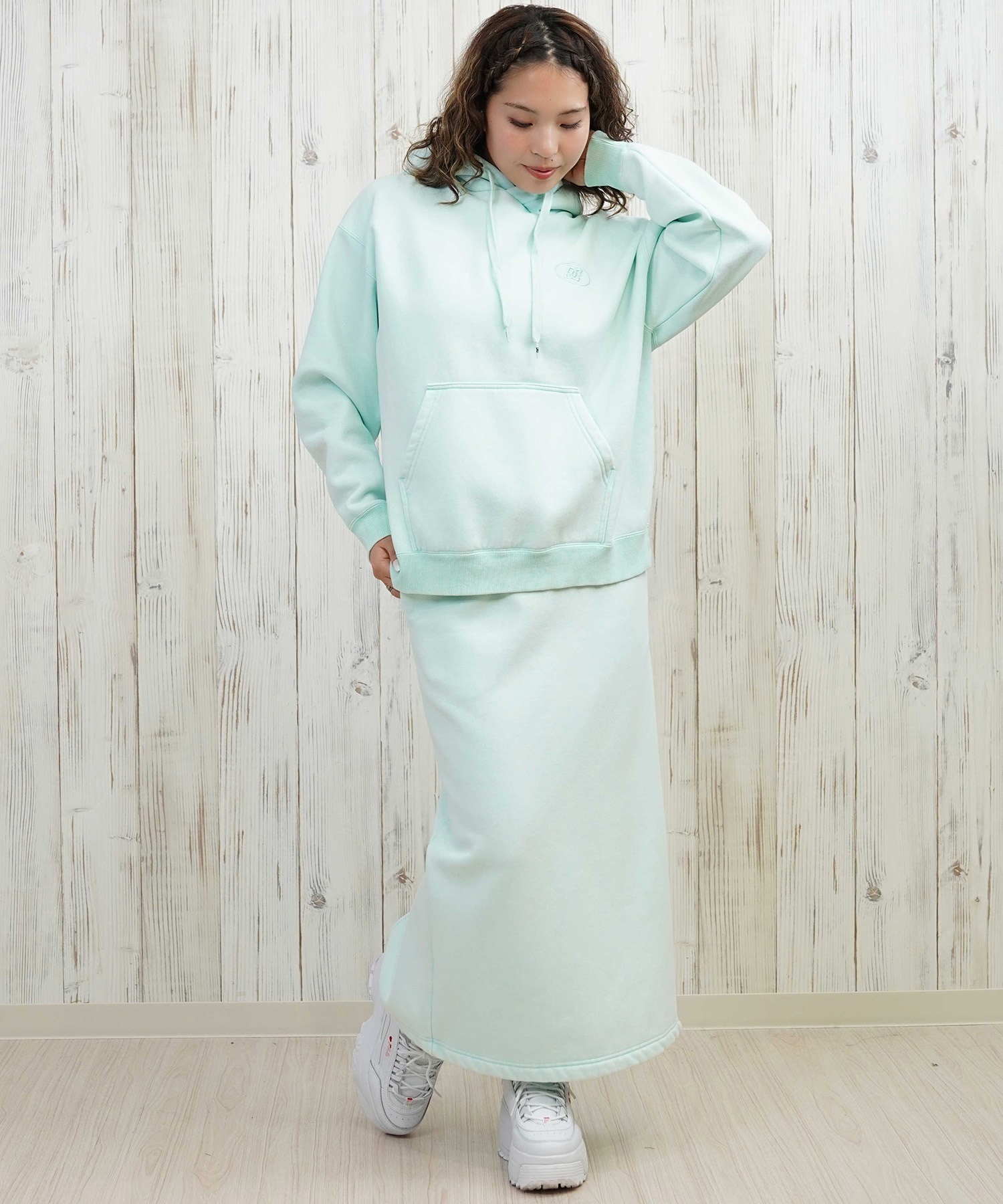 DC ディーシー プルオーバー パーカー レディース クロップド丈 ショート丈 セットアップ対応 裏起毛 LPO254308(BES-M)