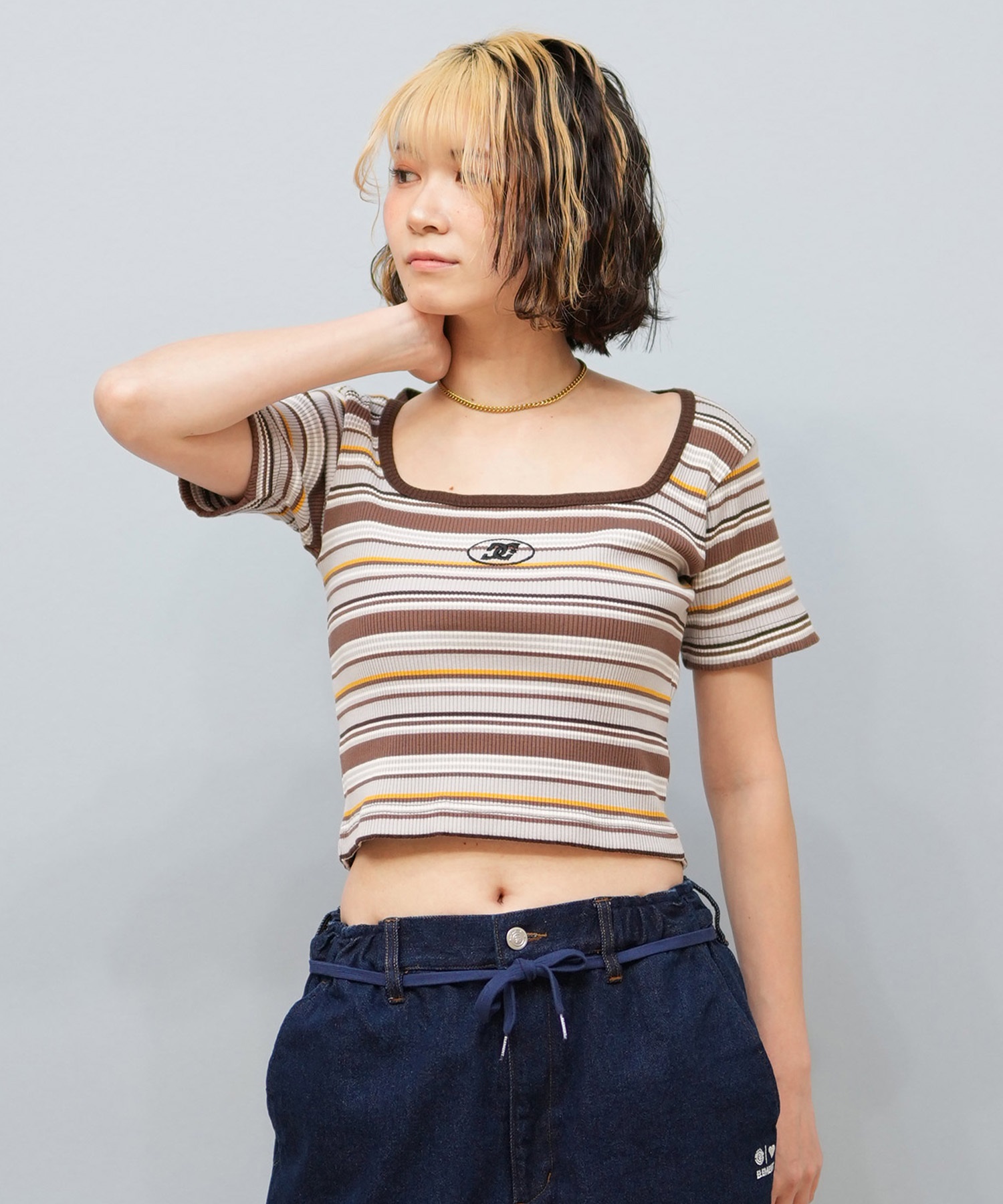DC ディーシー 半袖 Tシャツ レディース スクエアネック クロップド丈 ショート丈 ロゴ セットアップ対応 LST252306(WHT-S)