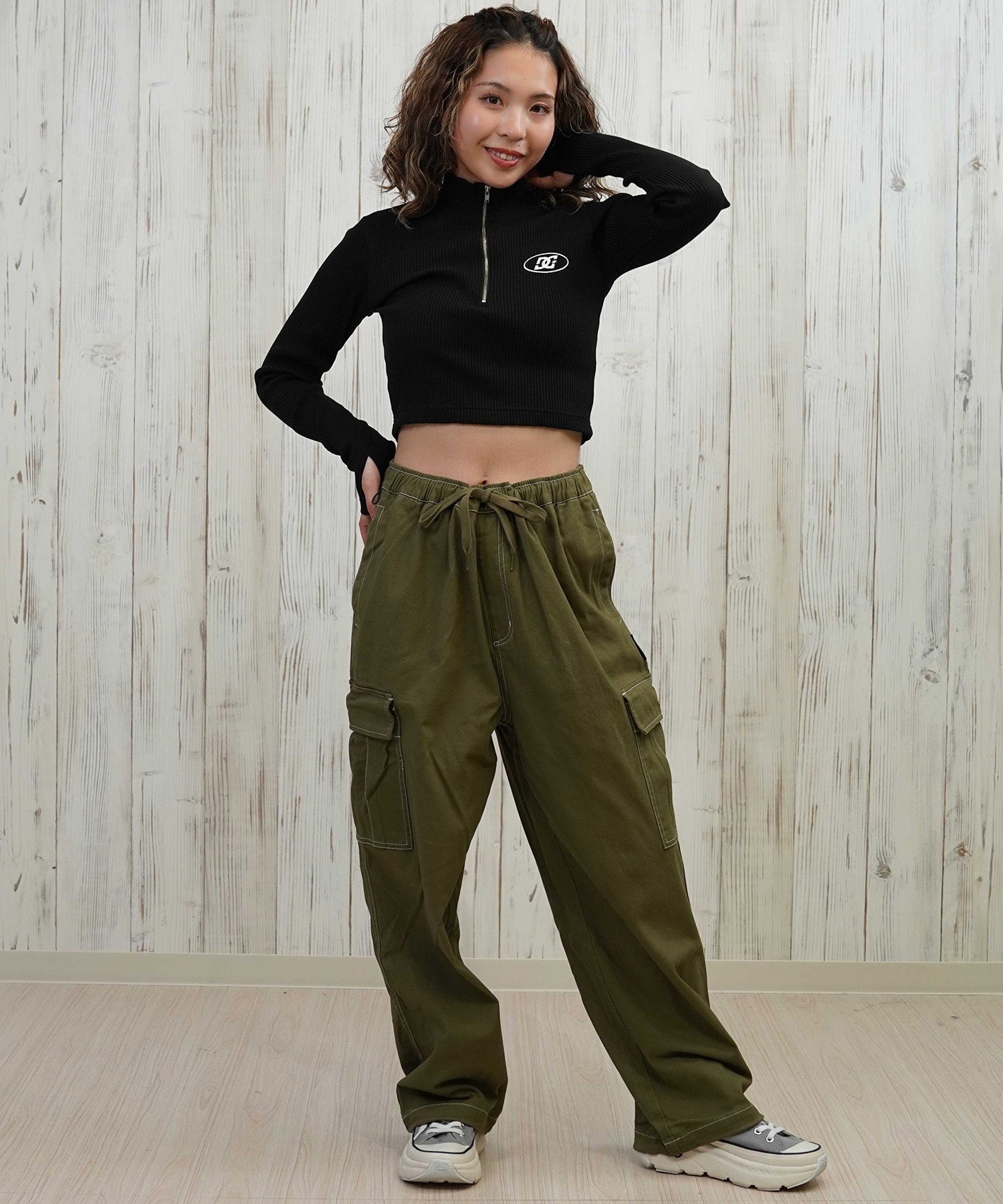 DC ディーシー 長袖 Tシャツ ロンT レディース クロップド丈