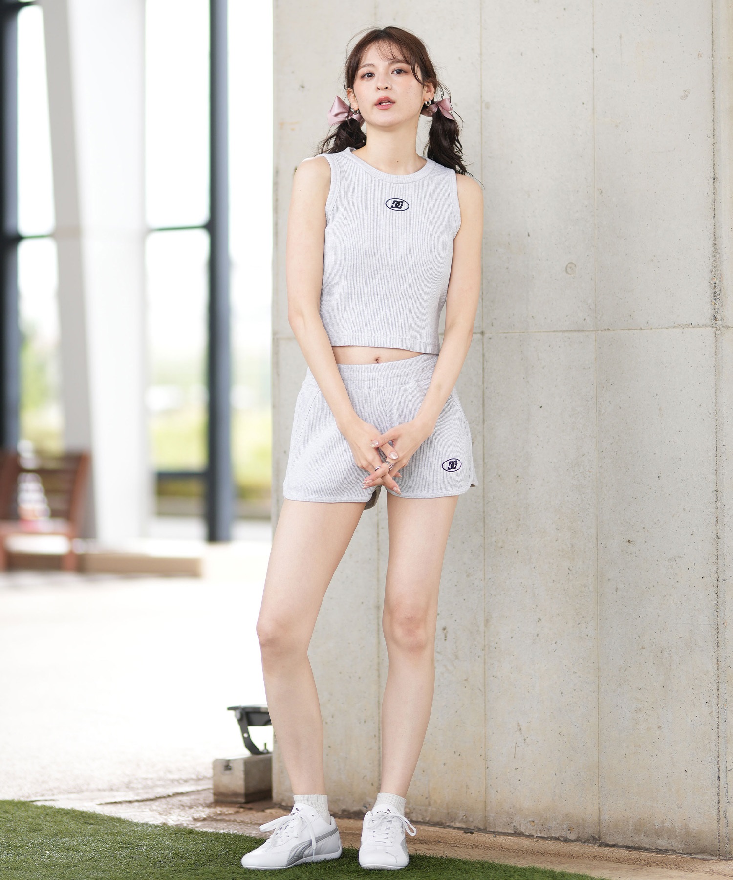 DC ディーシー ハーフパンツ ショートパンツ レディース スウェット ショーツ ロゴ リブ セットアップ対応 LWS252301(WHT-S)