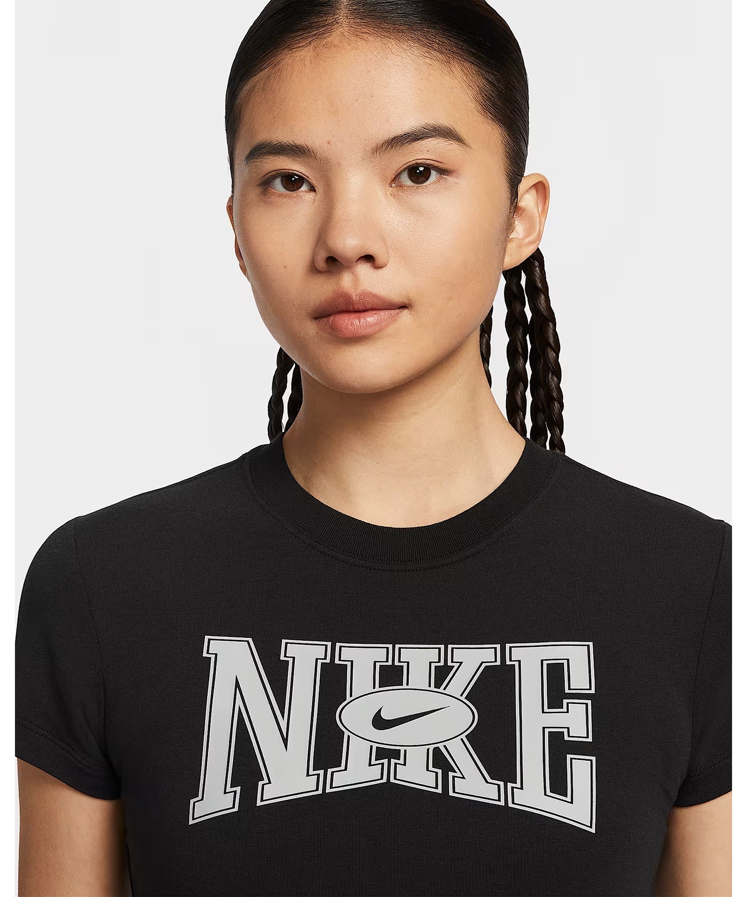 NIKE ナイキ 半袖 Tシャツ レディース スウッシュ ロゴ プリント クロップド丈 ショート丈 FZ2856-010 楽天市場】NIKE ナイキ 半袖 Tシャツ レディース スウッシュ