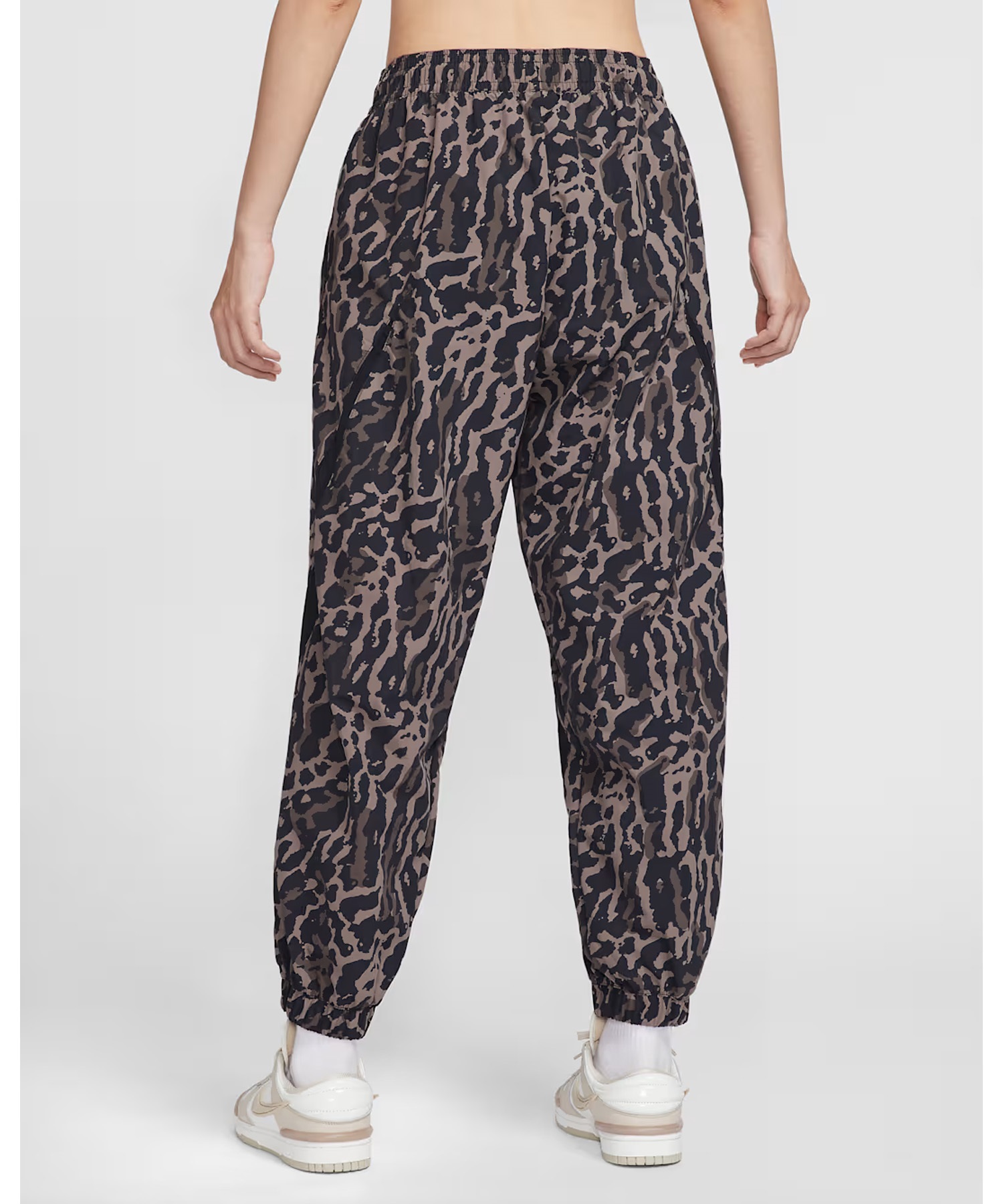 NIKE ナイキ ジャージ トラックパンツ レディース ヒョウ柄 レオパード