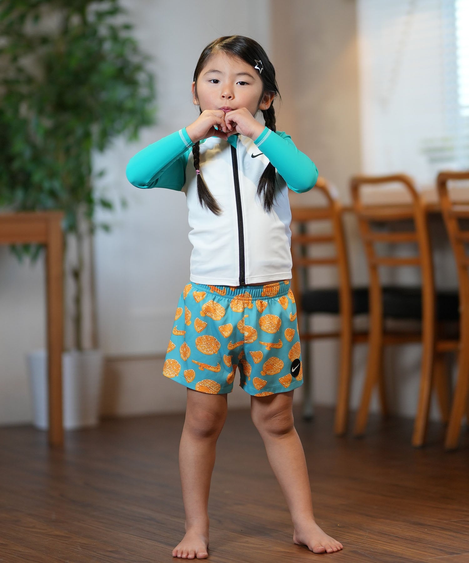 NIKE ナイキ 水着 海パン トランクス サーフパンツ キッズ 子供 ロゴ