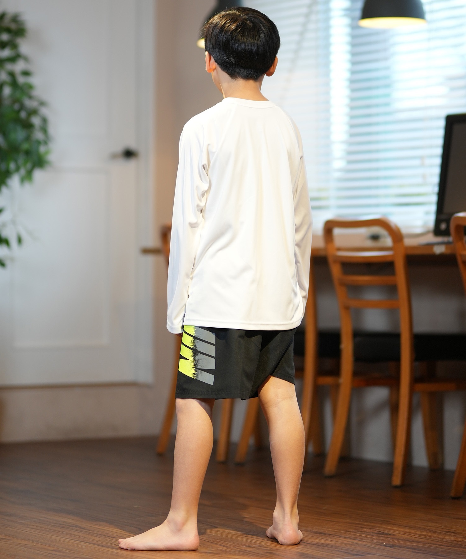 NIKE ナイキ 水着 海パン トランクス サーフパンツ キッズ ジュニア 子供 ナイキフェードNIKE7ボレーショーツ NESSF790(N001-130cm)