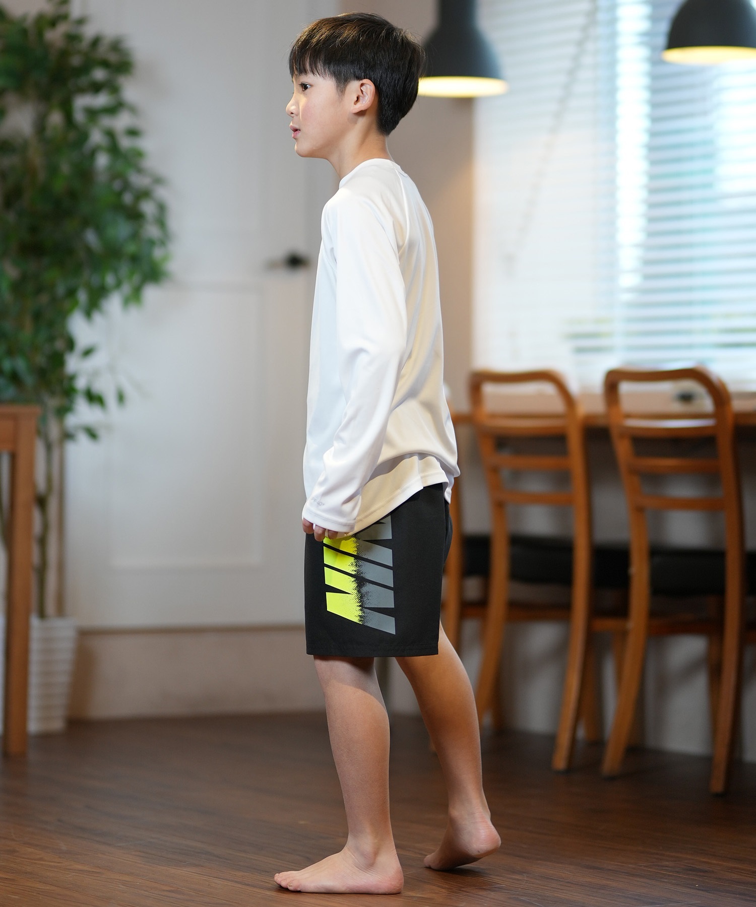 NIKE ナイキ 水着 海パン トランクス サーフパンツ キッズ ジュニア 子供 ナイキフェードNIKE7ボレーショーツ NESSF790(N001-130cm)