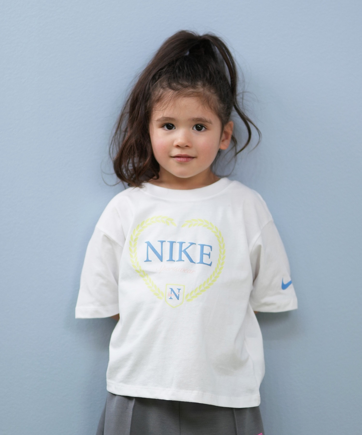 NIKE ナイキ 半袖 Tシャツ キッズ 子供 ハート ガールズ NKG SWOOSH