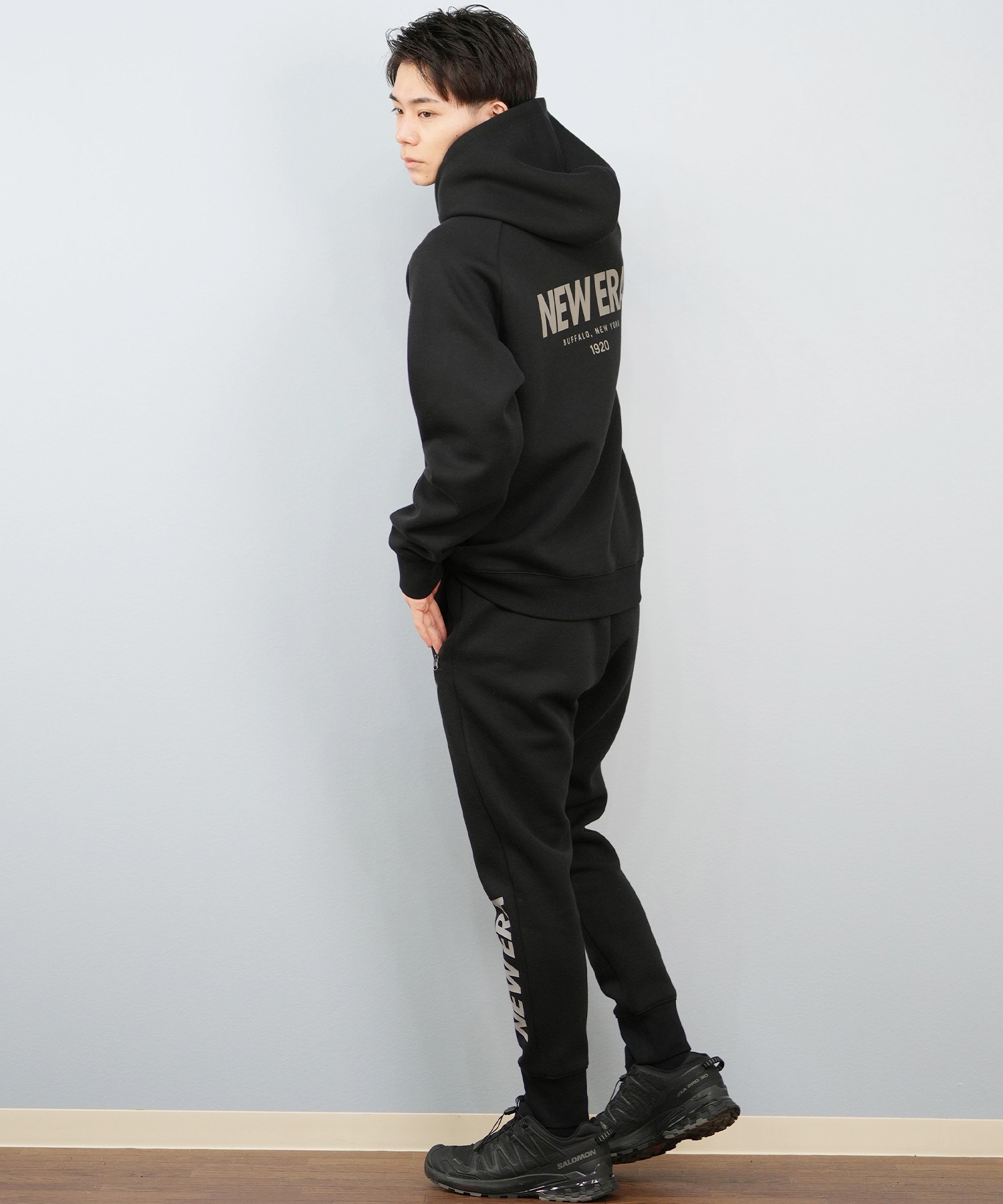 NEW ERA ニューエラ プルオーバー パーカー メンズ バックプリント