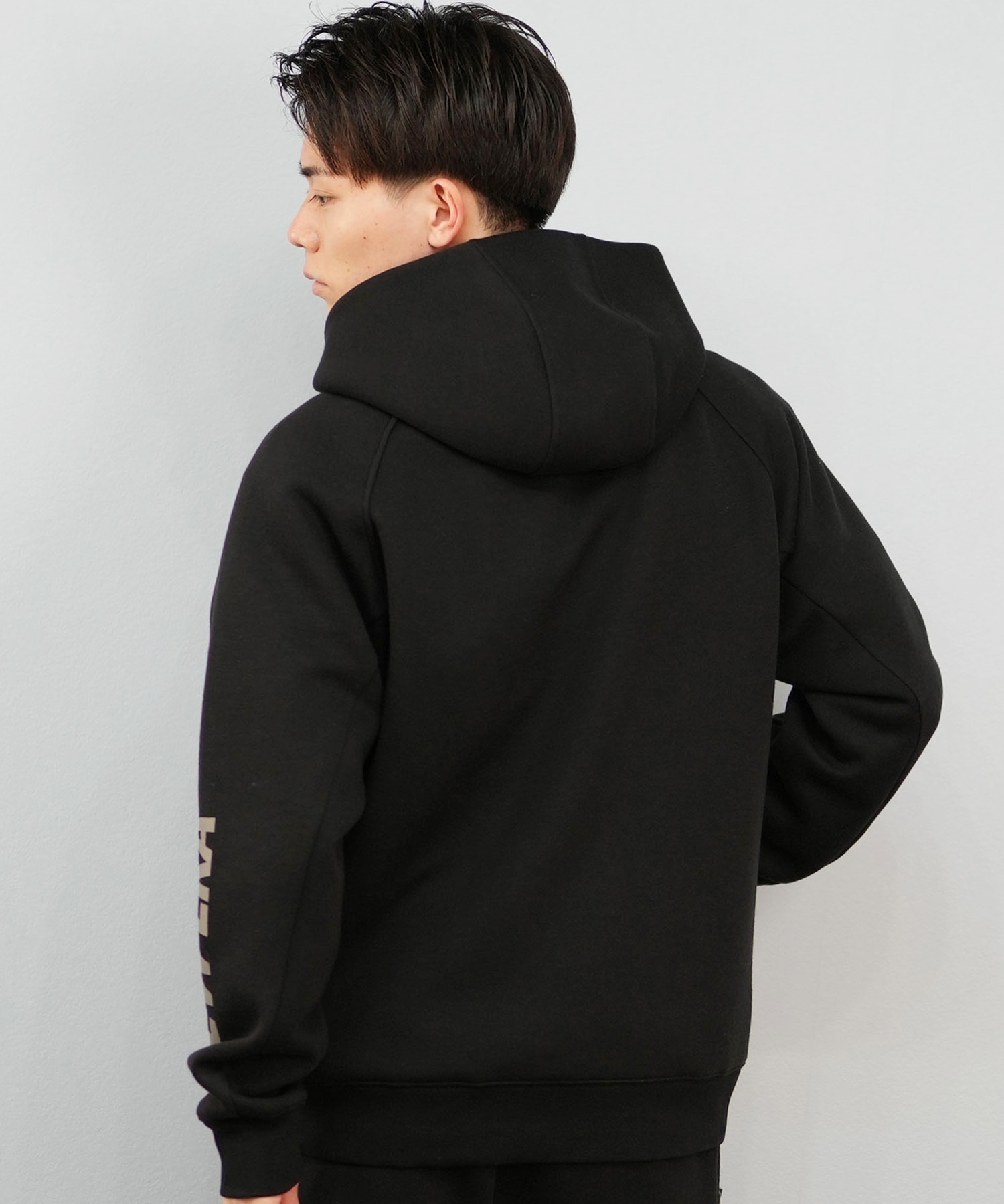 NEW ERAメンズパーカーXL NEW ERA ニューエラ ジップアップ パーカー メンズ 軽量 保温 14674794