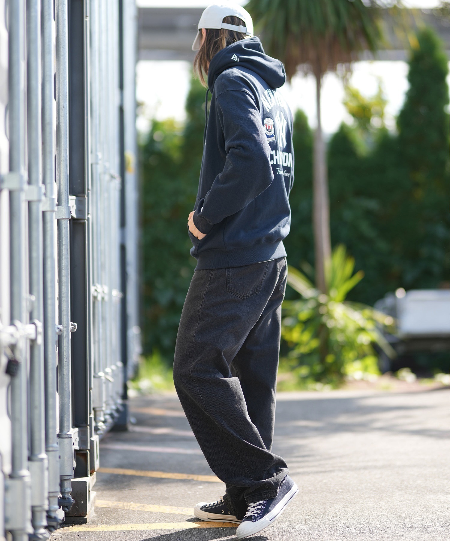NEW ERA ニューエラ プルオーバー パーカー メンズ バックプリント