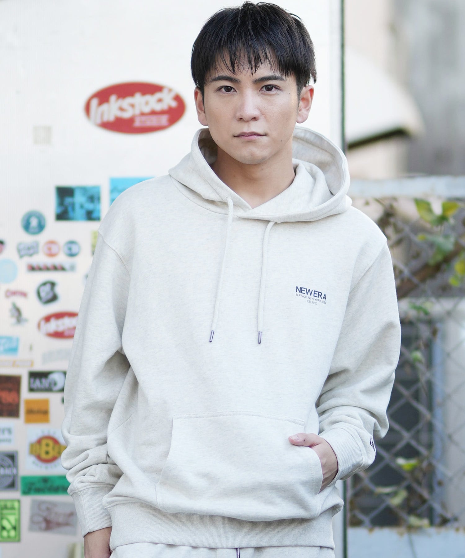 NEW ERA ニューエラ プルオーバー パーカー メンズ バックプリント 裏