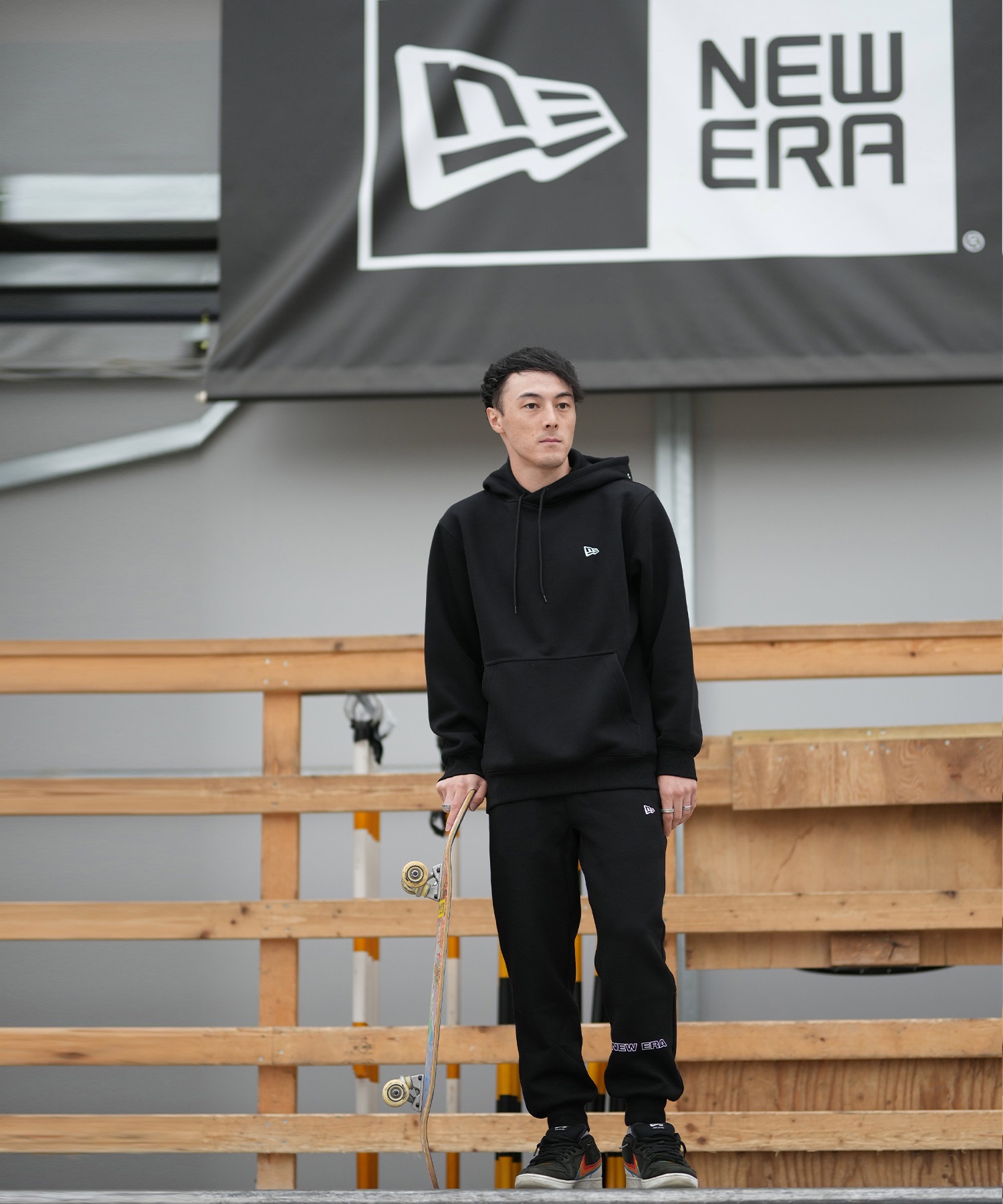NEWERA　パーカー　XL NEW ERA（ニューエラ） パーカー ポリスウェード : ONSPOTZ Yahoo