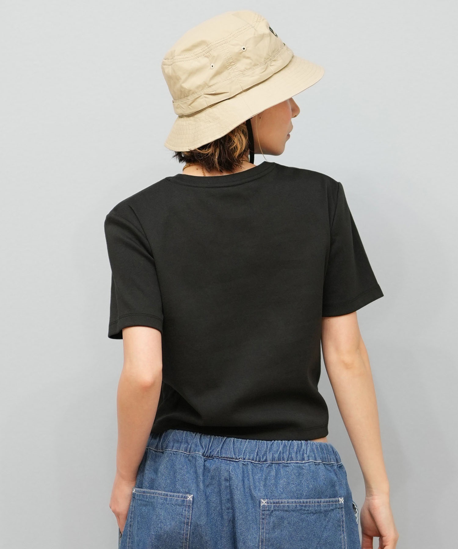 NEW ERA ニューエラ 半袖 Tシャツ レディース クロップド丈 ワン