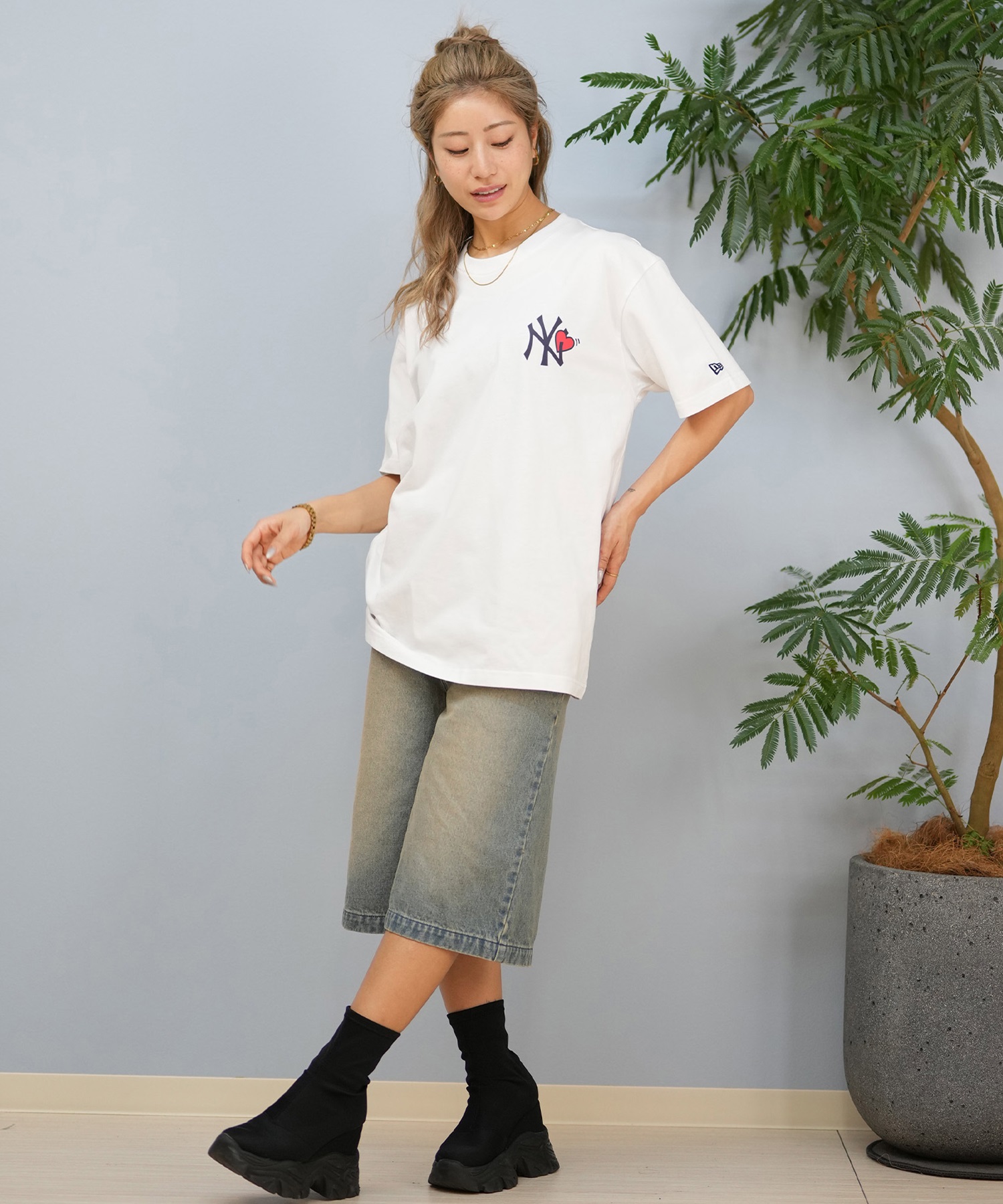 NEW ERA ニューエラ 半袖 Tシャツ レディース MLB オーバーサイズ バックプリント 14670935 ムラサキスポーツ限定 NEW ERA ニューエラ 半袖 Tシャツ レディース MLB オーバー