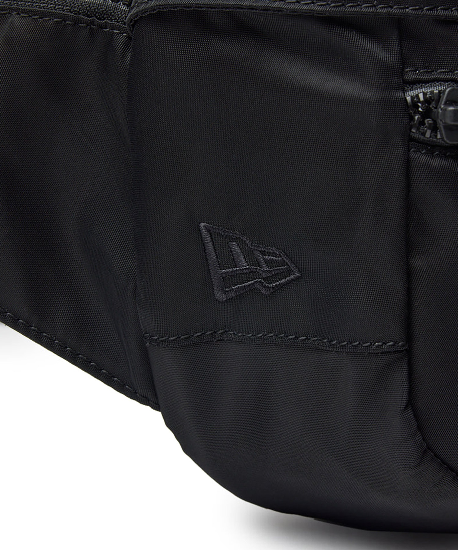 NEW ERA ニューエラ ボディーバック 3L EXPLORER WAIST BAG BLK