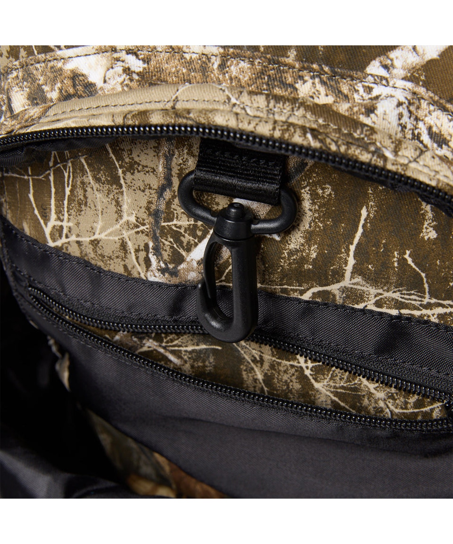 NEW ERA ニューエラ バックパック リュックサック CARRIER PACK REAL TREE キャリアパック 35L 14392350(CAMO-FREE)